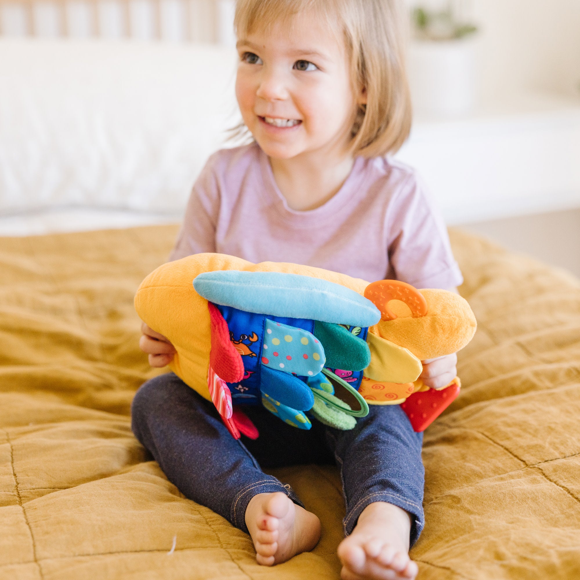 Melissa & Doug K??s Kids Flip Fish Baby Toy - Image 7