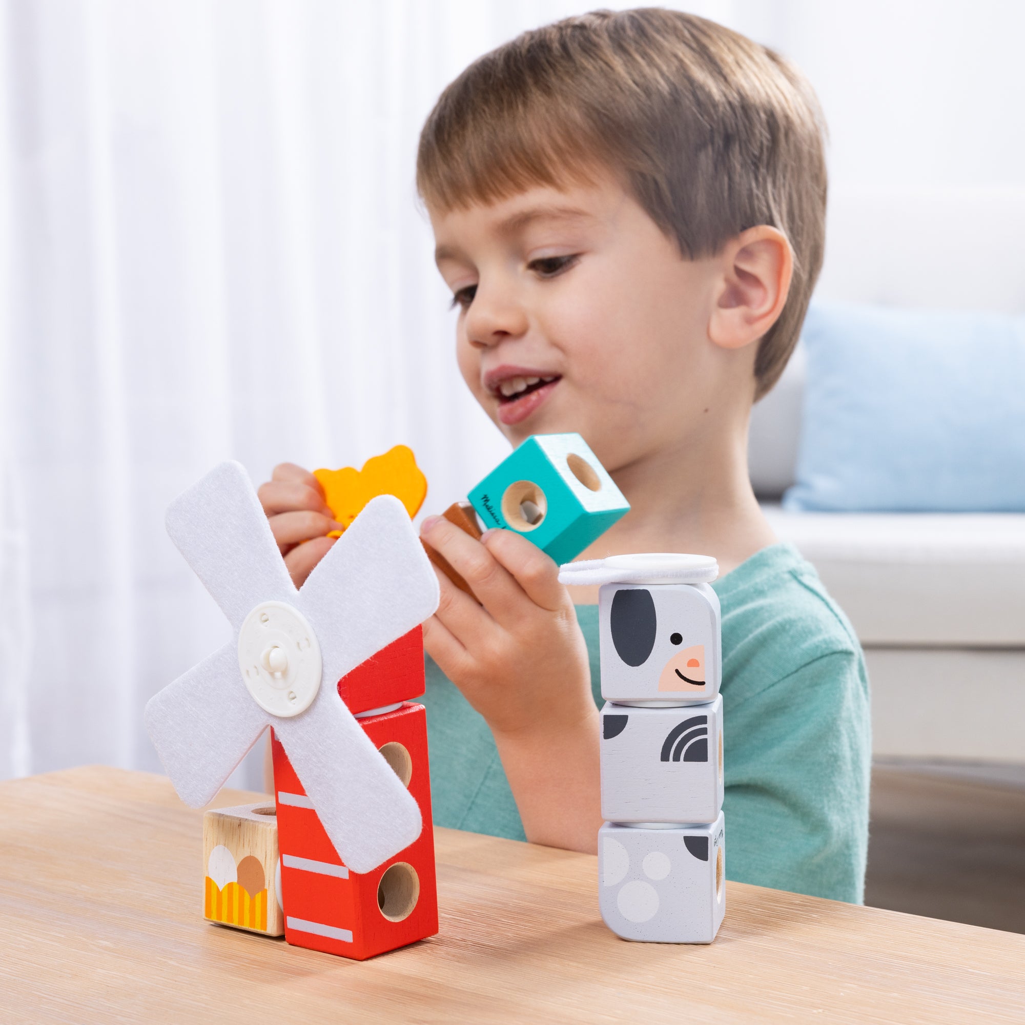 Melissa & Doug Blockables? Play Sets Farm Friends and Woodland Friends 2-Pack Bundle - Image 8