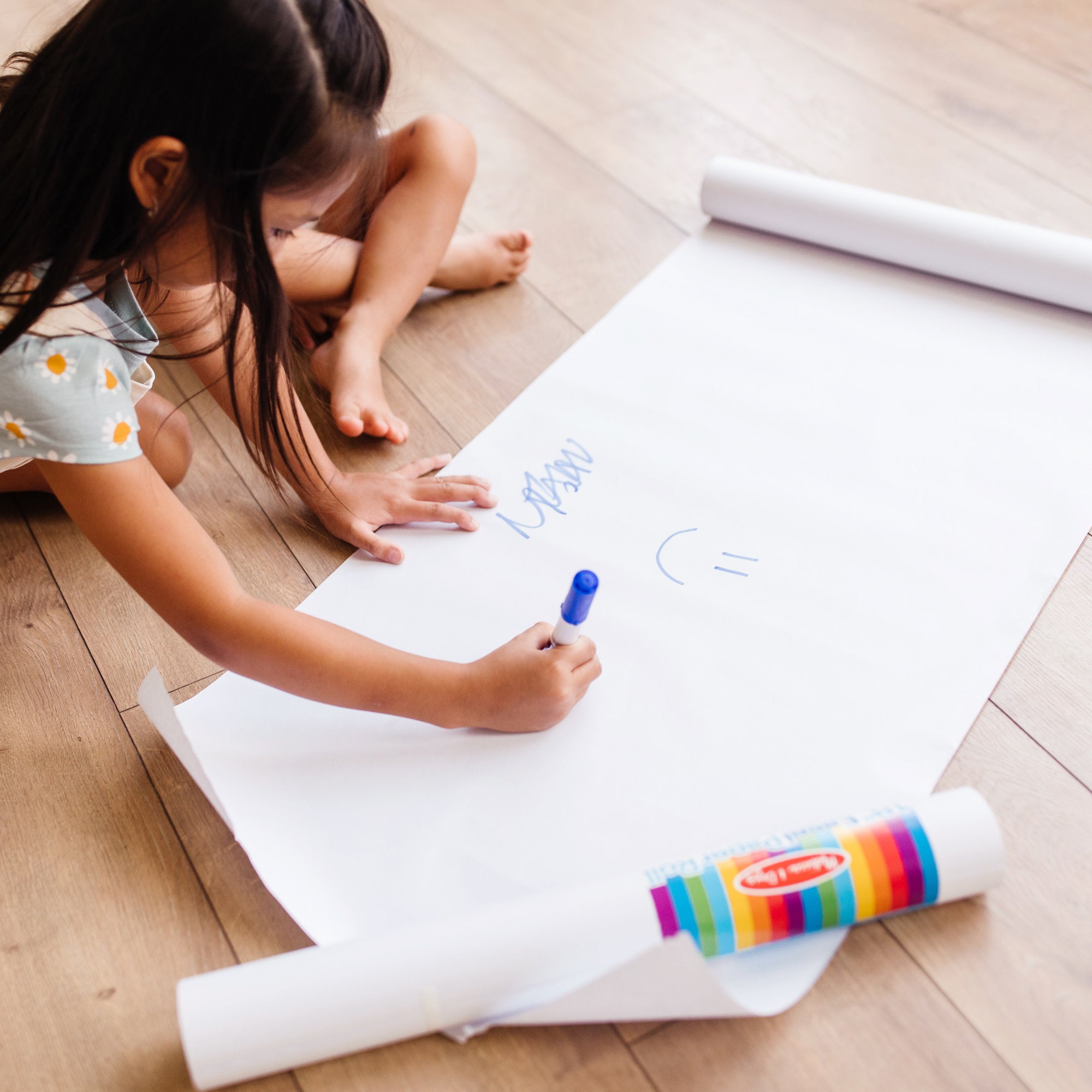 Melissa & Doug Easel Paper Roll - Image 7