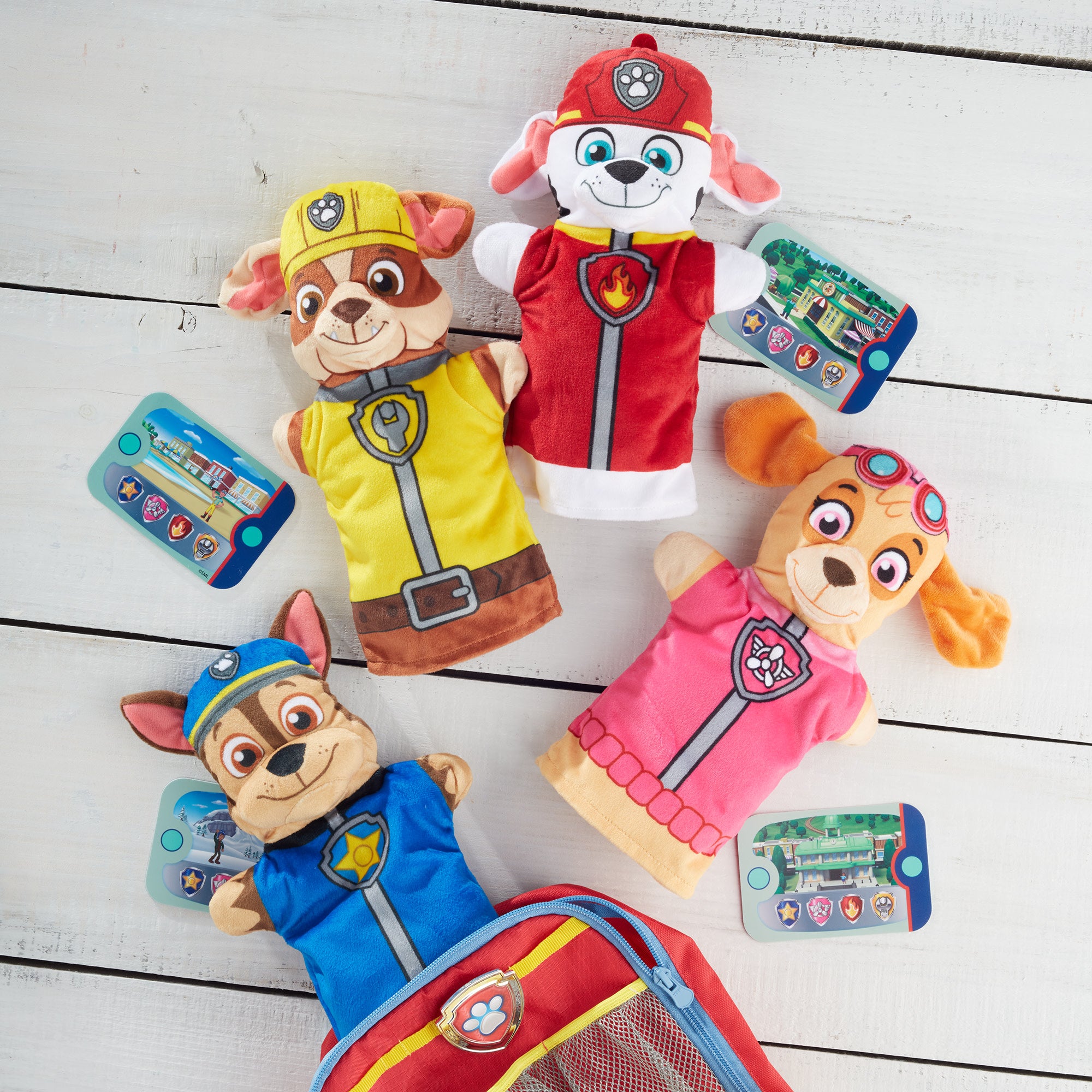 Melissa & Doug PAW Patrol Hand Puppets - Image 5