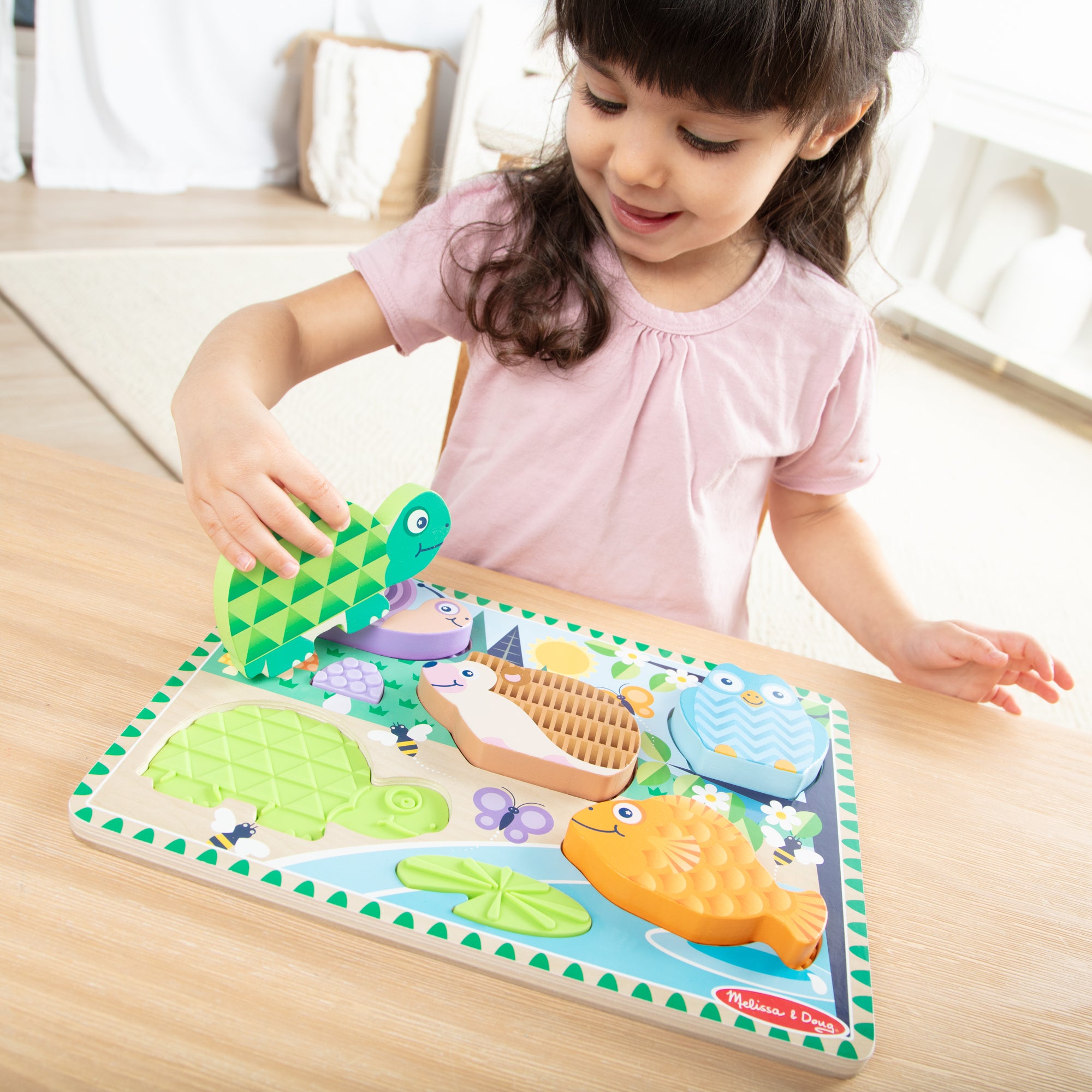 Melissa & Doug Forest Friends Touch & Feel Puzzle - Image 2