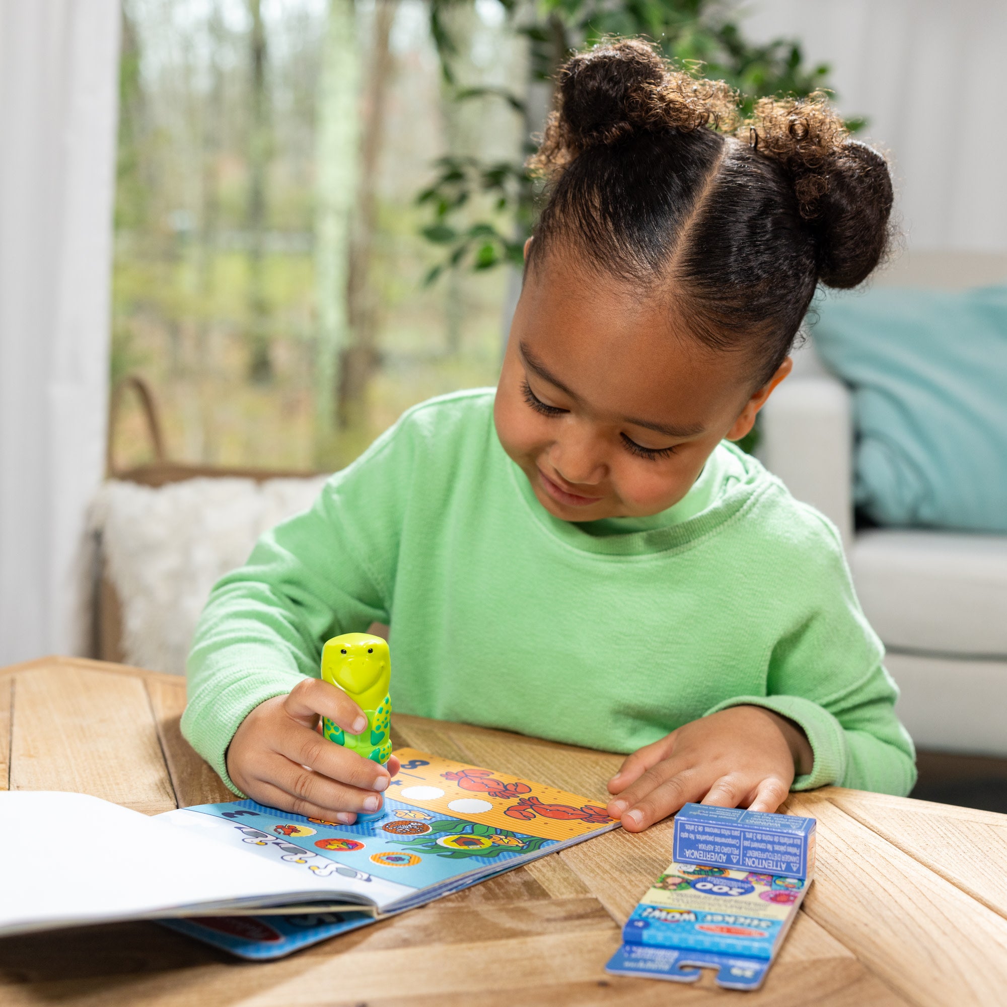 Melissa & Doug Sticker WOW!? Sea Turtle Bundle: Activity Pad & Sticker Stamper + Mini Activity Pad and 200 Refill Stickers - Image 6