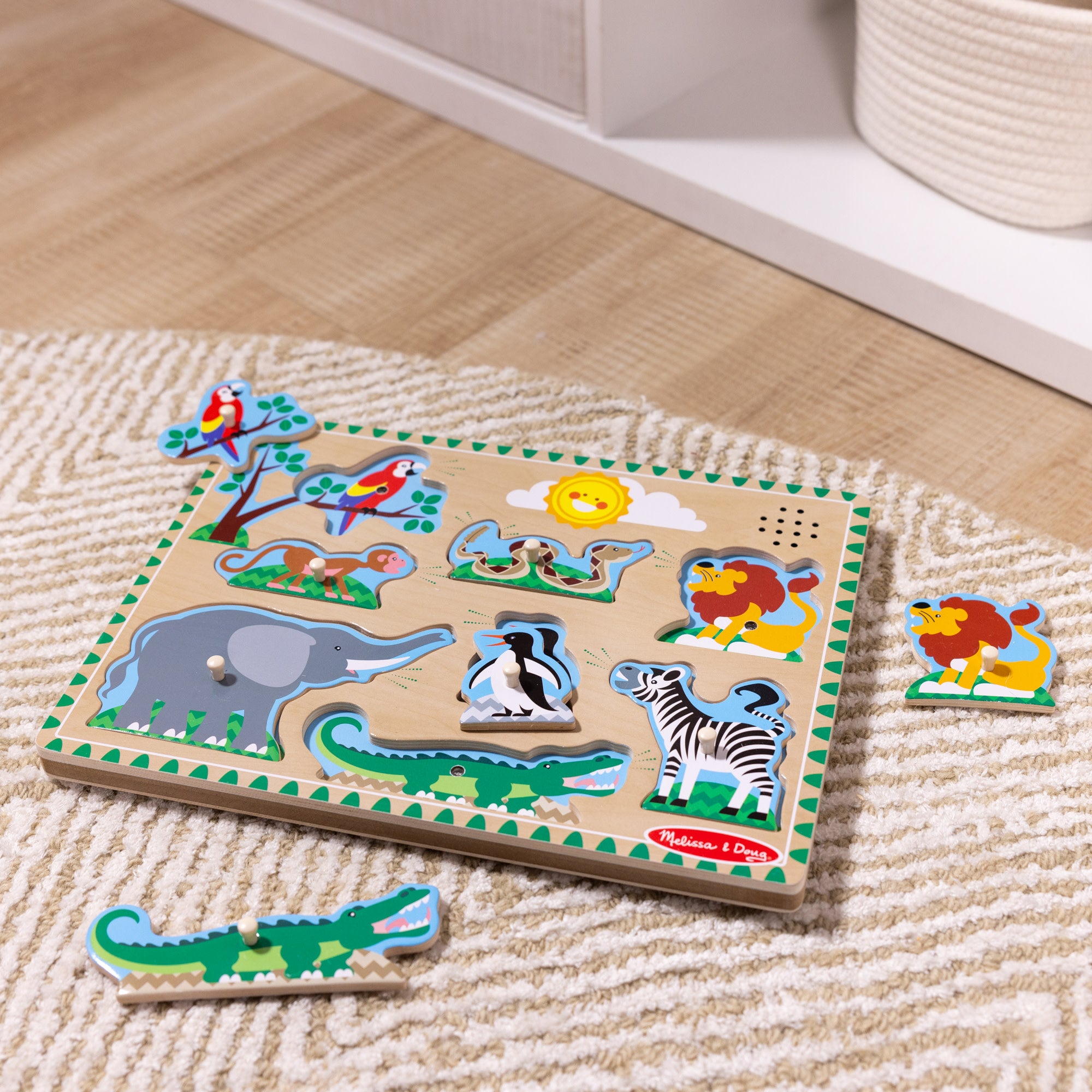 Melissa & Doug Zoo Animals Sound Puzzle - 8 Pieces - Image 9