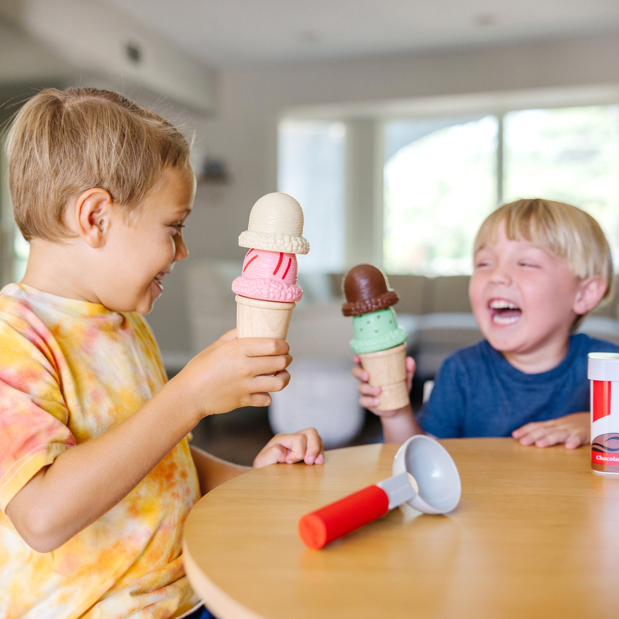 Melissa & Doug Scoop & Stack Ice Cream Cone Magnetic Play Set - Image 7