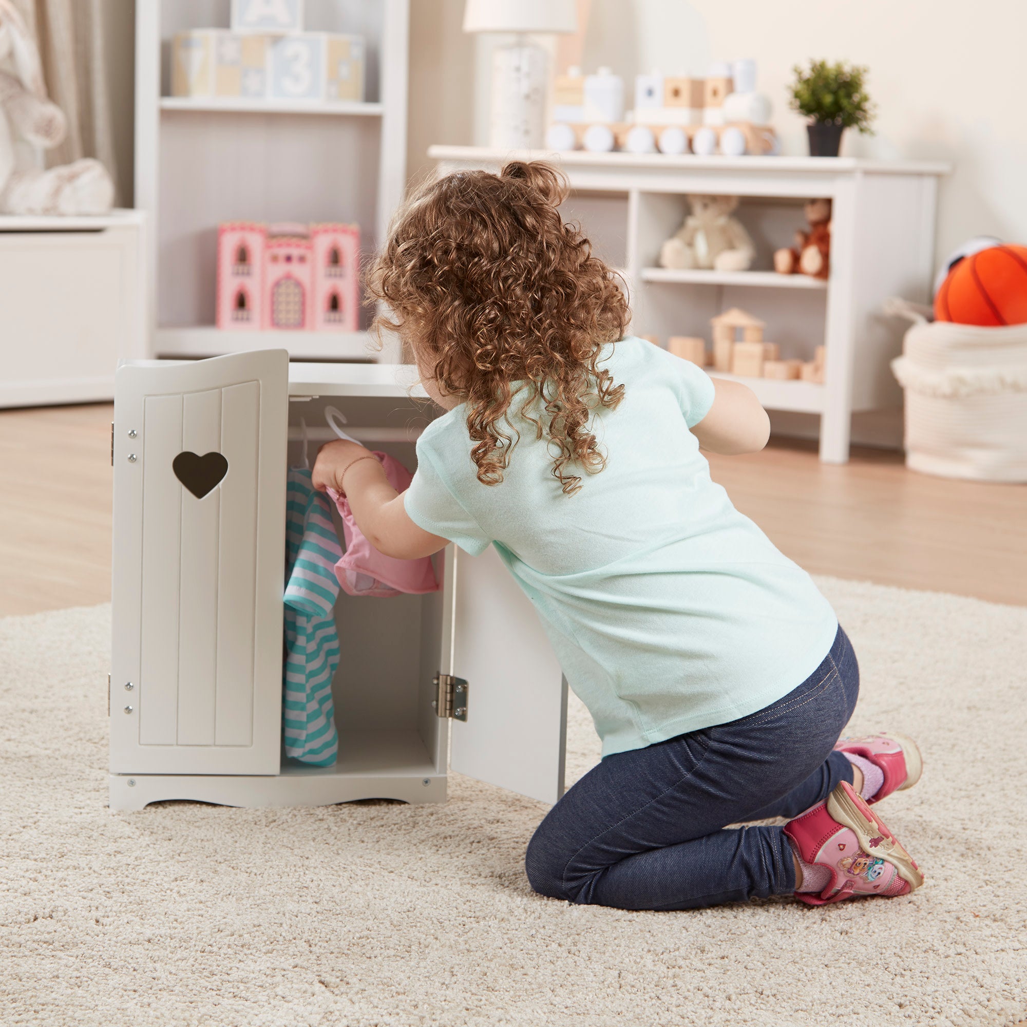 Melissa & Doug Mine to Love Play Armoire - Image 7