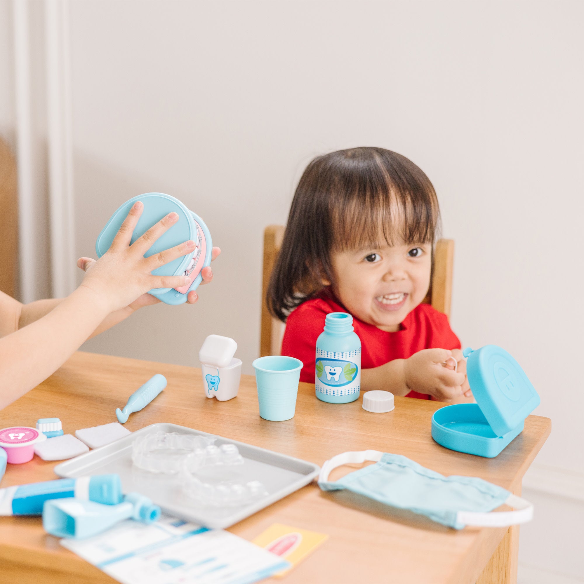 Melissa & Doug Super Smile Dentist Play Set - Image 5