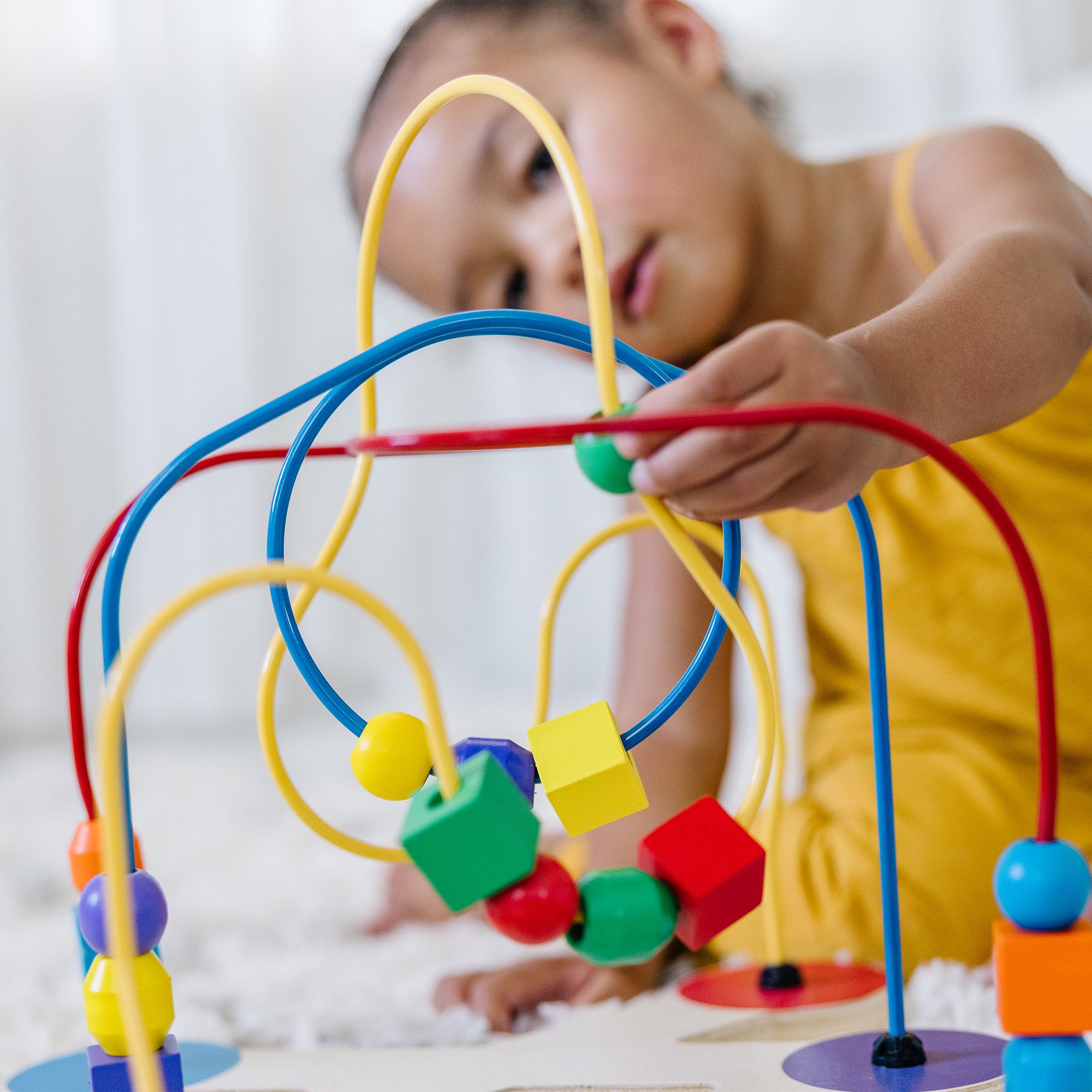 Melissa & Doug Wooden Bead Maze - Image 8
