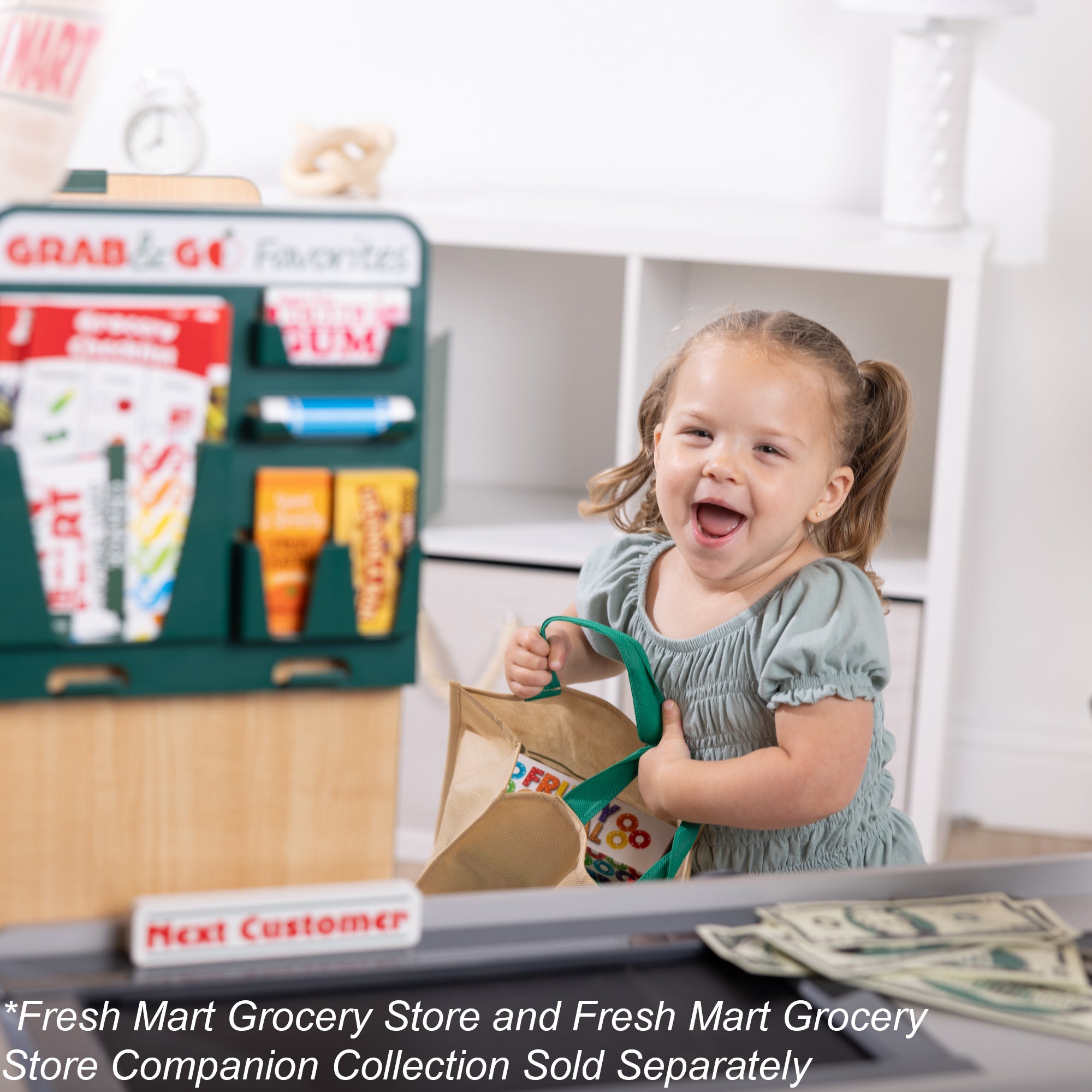Melissa & Doug Fresh Mart Grocery Store - Image 5