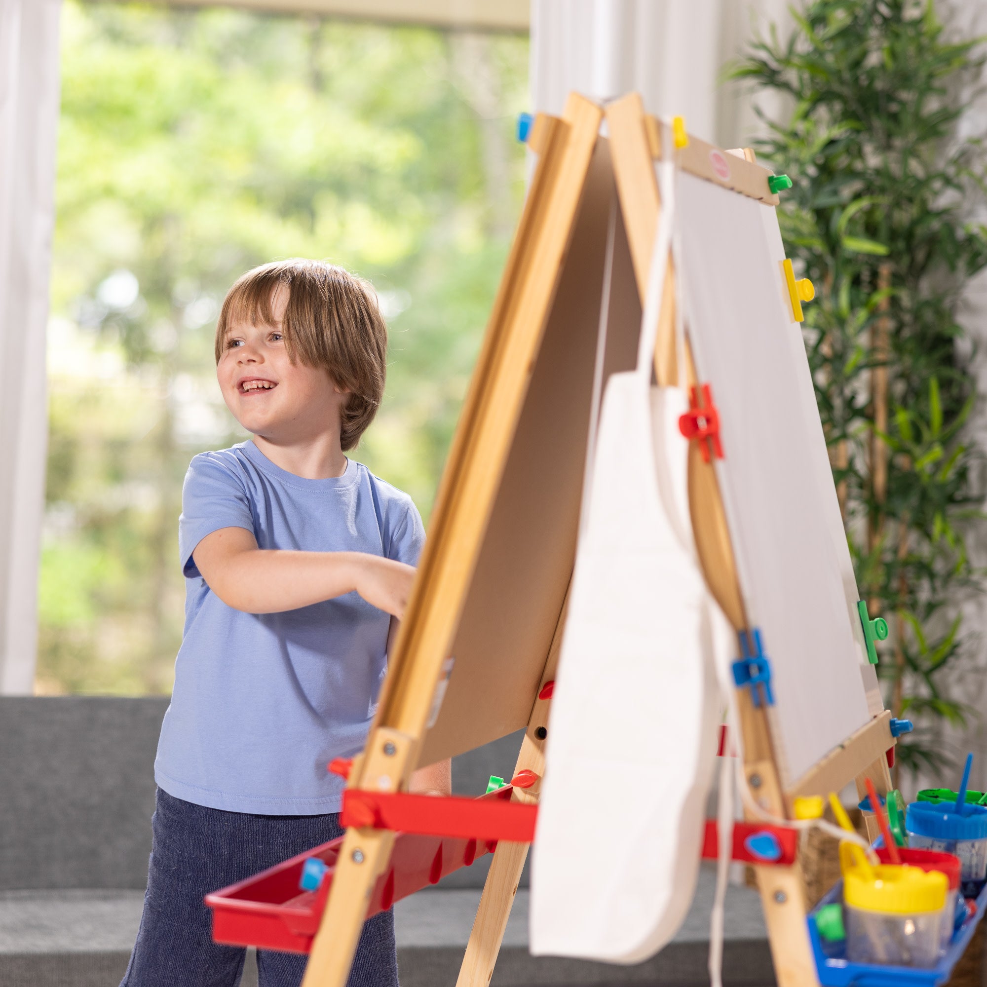 Melissa & Doug Deluxe Wooden Standing Art Easel - Image 7