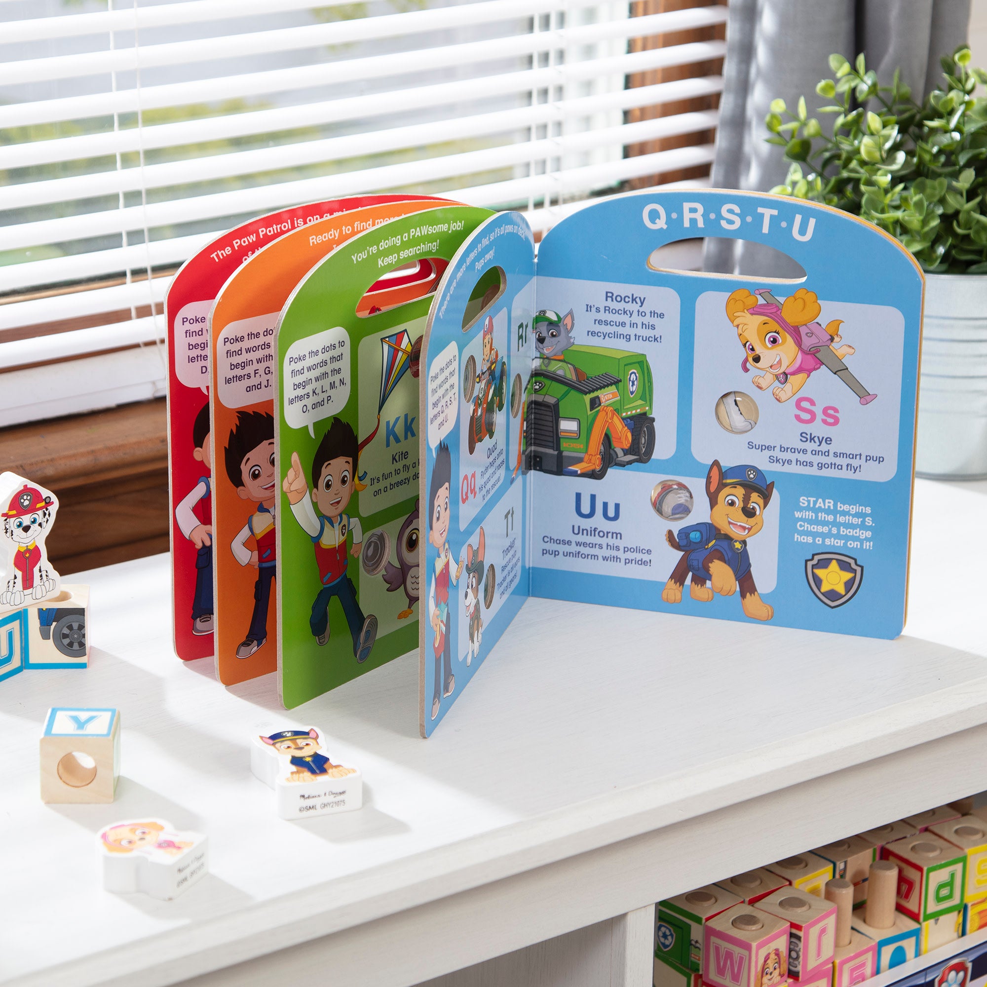 Melissa & Doug PAW Patrol Poke-A-Dot: Alphabet Adventure - Image 5