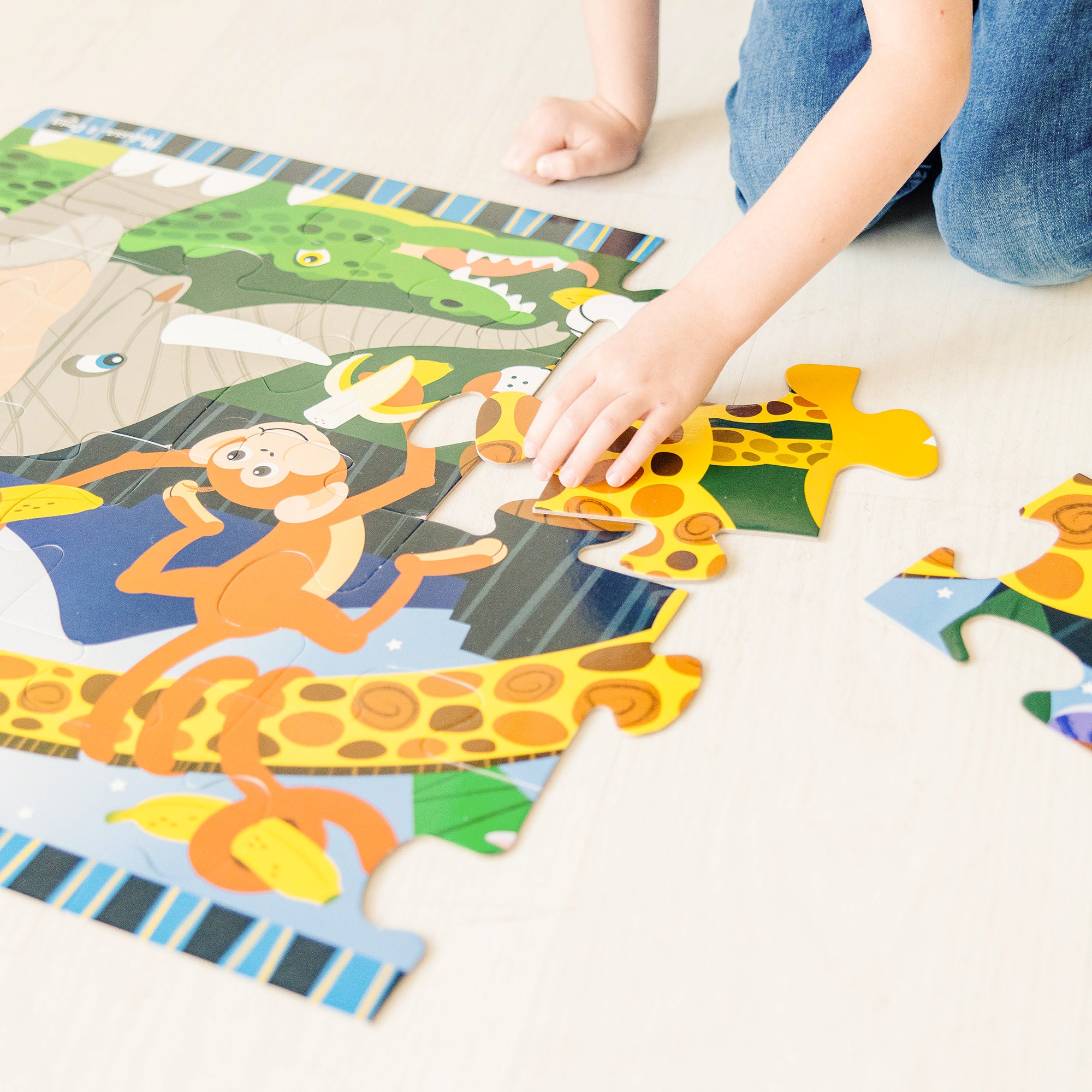 Melissa & Doug Safari Social Floor Puzzle - 24 Pieces - Image 5