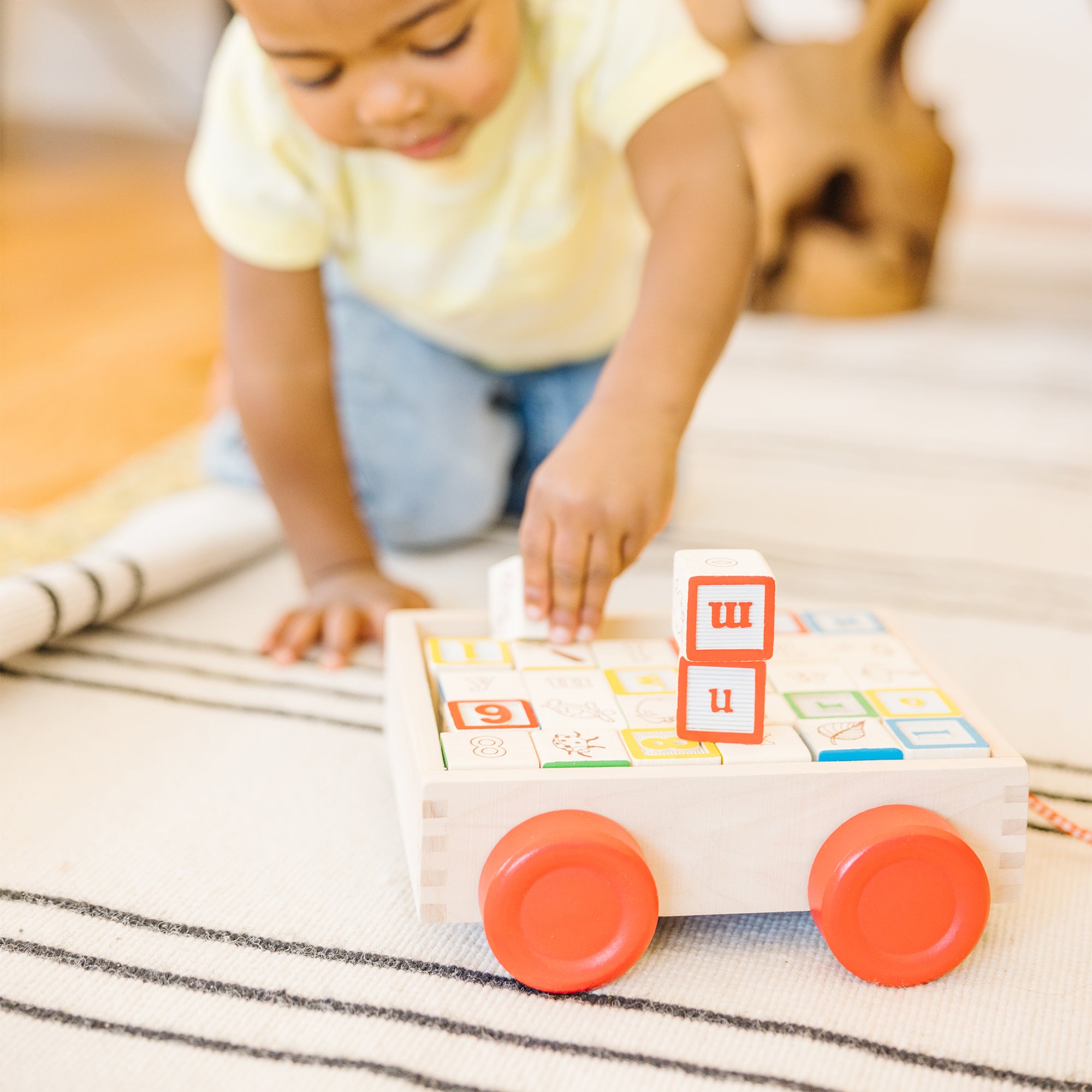Melissa & Doug Classic ABC Block Cart - Image 10