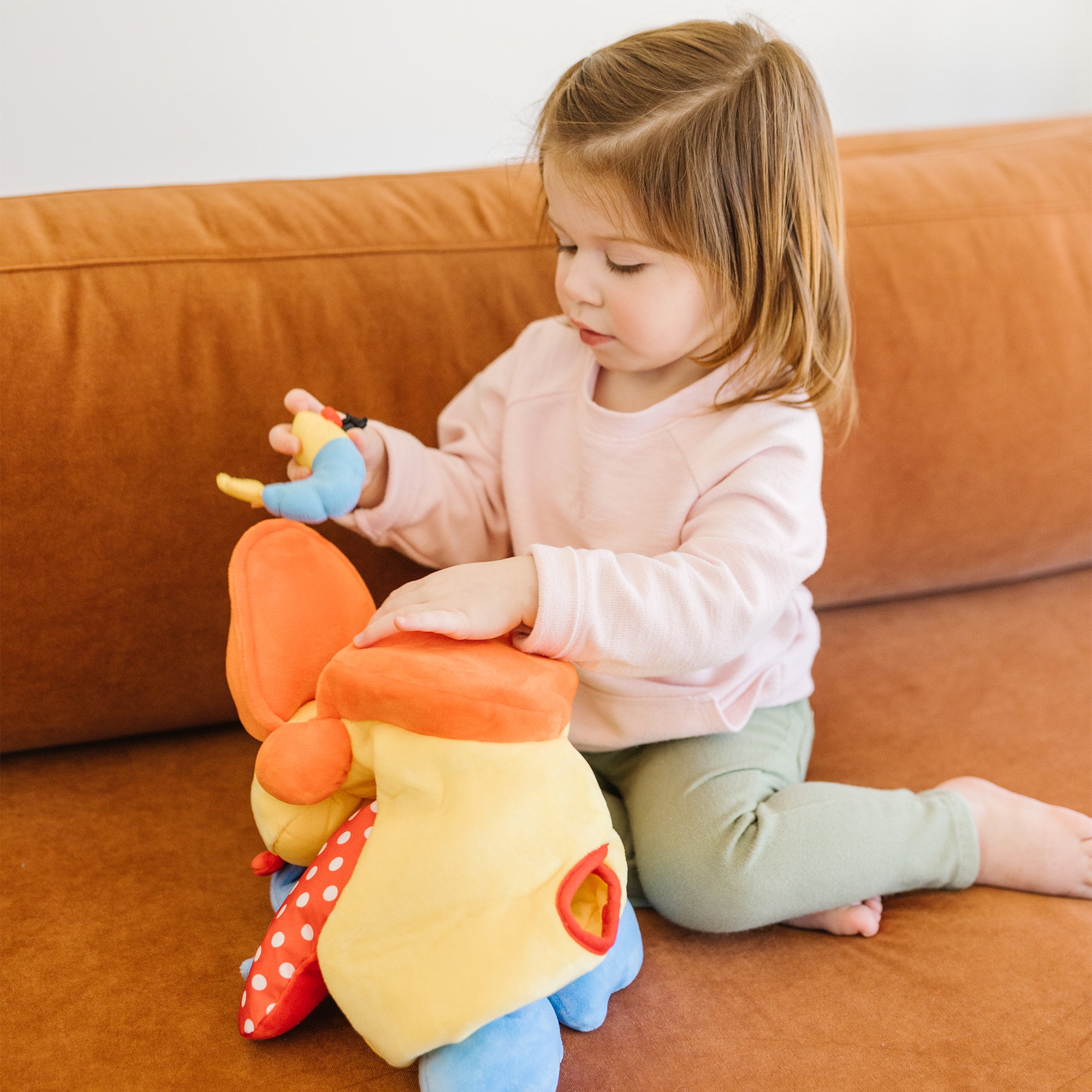 Melissa & Doug K's Kids Hungry Pelican - Image 7