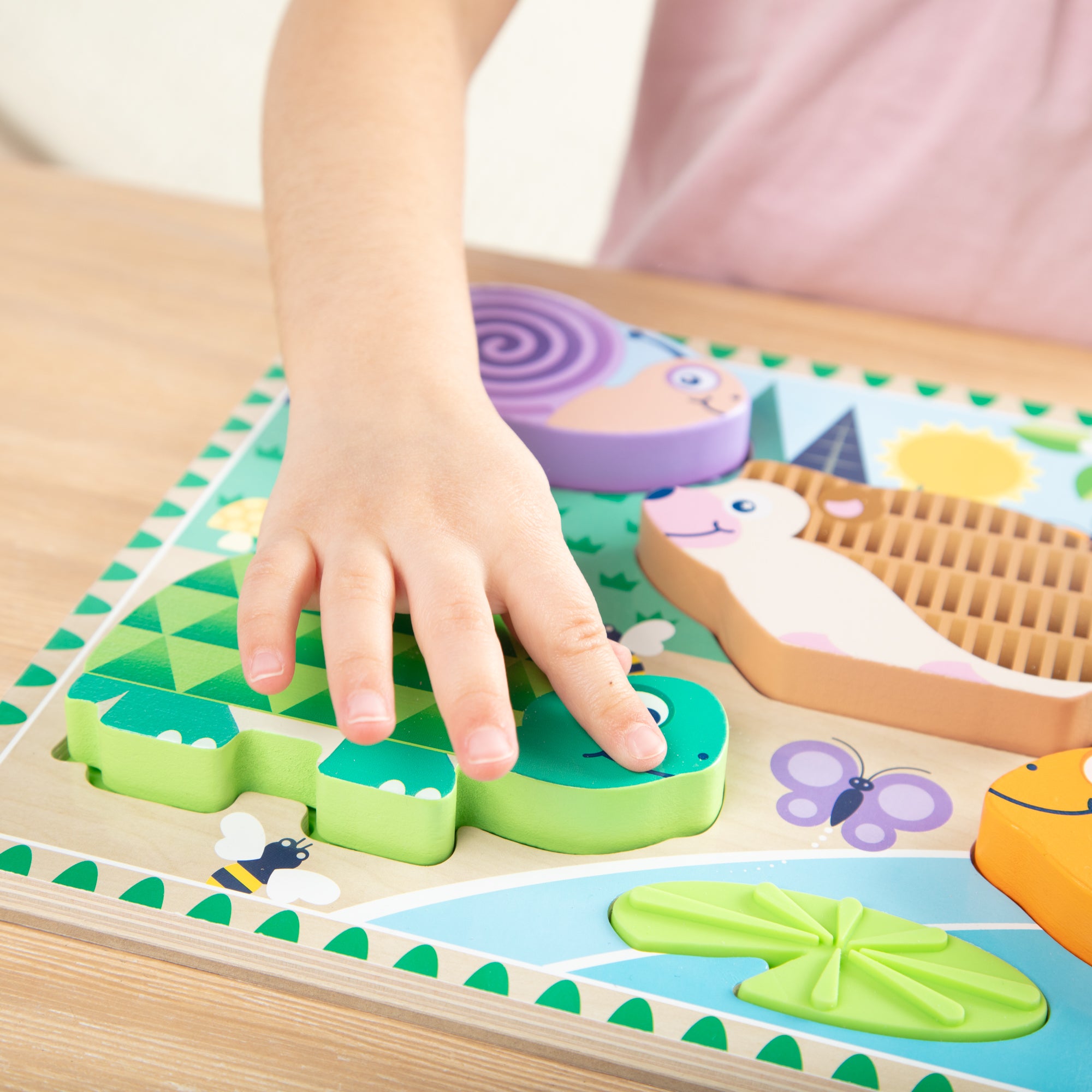 Melissa & Doug Forest Friends Touch & Feel Puzzle - Image 8