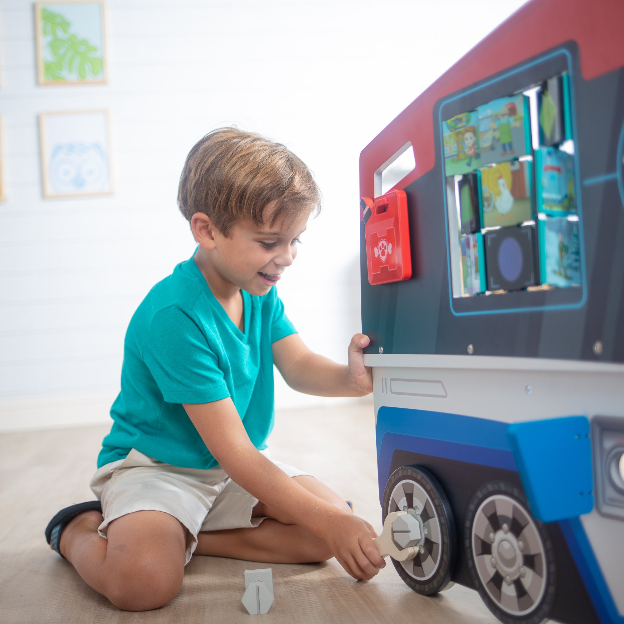 Melissa & Doug PAW Patrol Wooden PAW Patroller Activity Center - Image 5