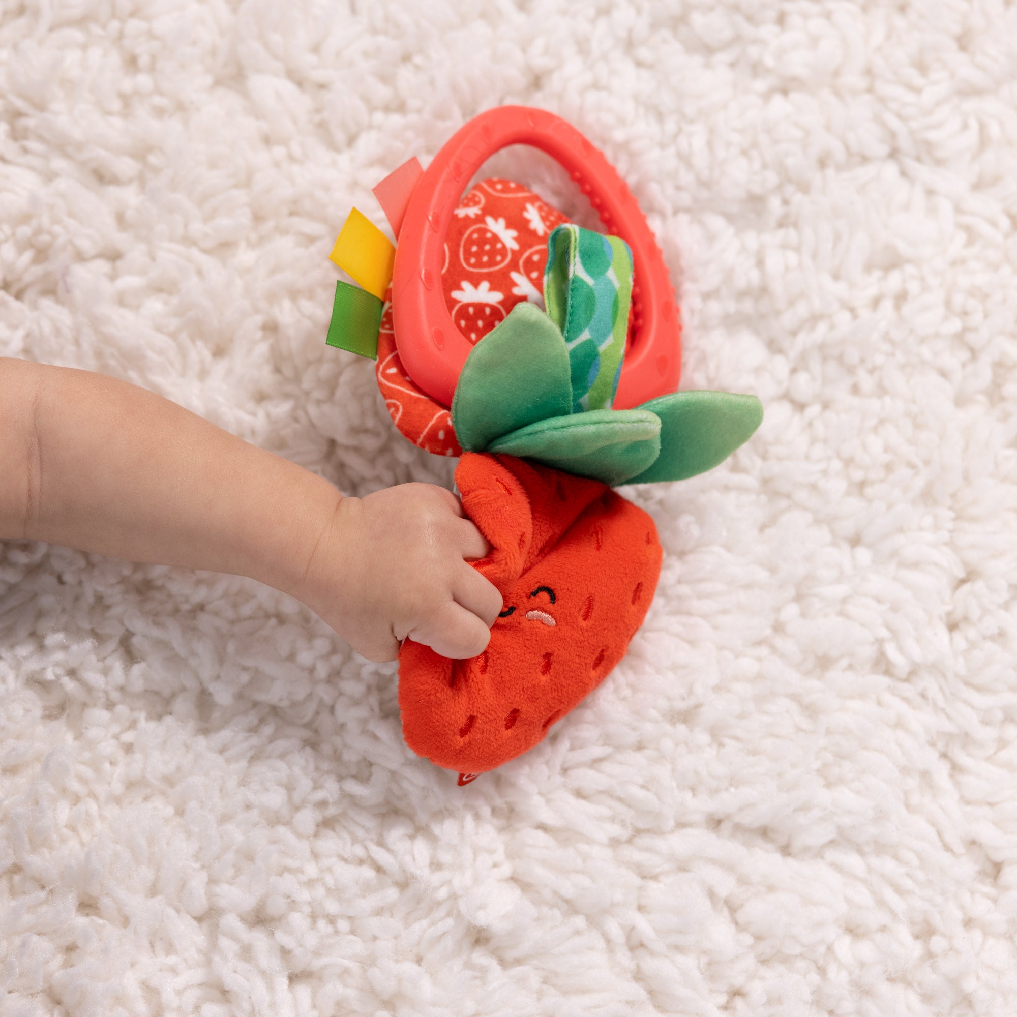Melissa & Doug Peek-a-Boo Berry Take-Along Toy - Image 6