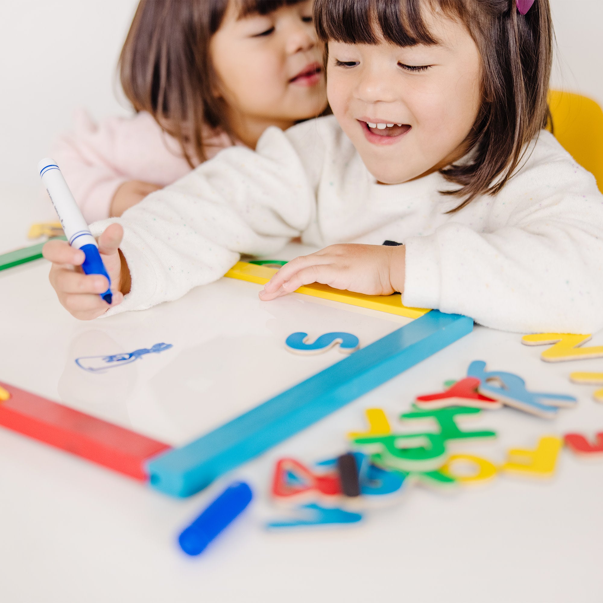 Melissa & Doug Magnetic Chalkboard & Dry-Erase Board (Uppercase) - Image 4