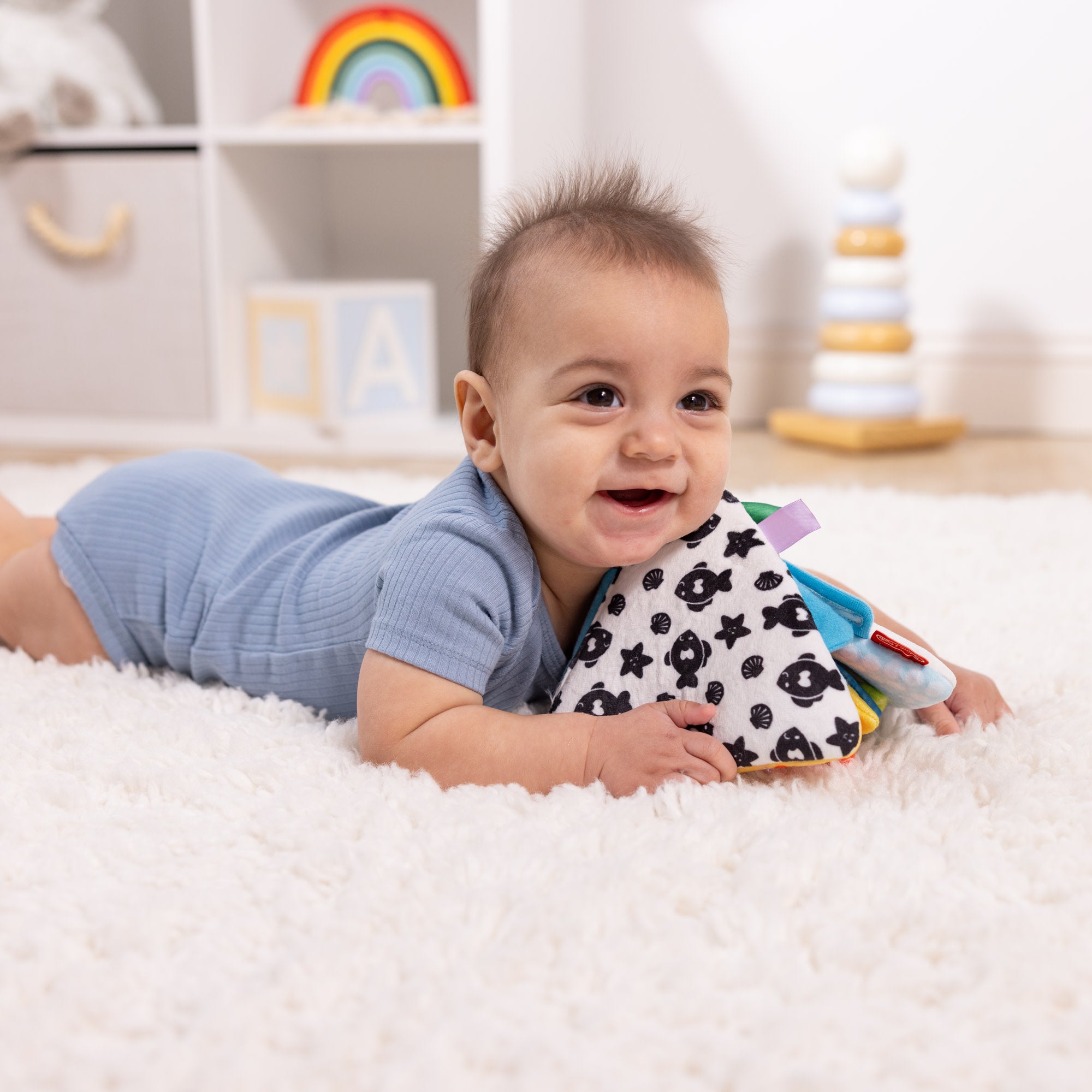 Melissa & Doug Ocean Tummy Time Triangle Baby Toy - Image 8