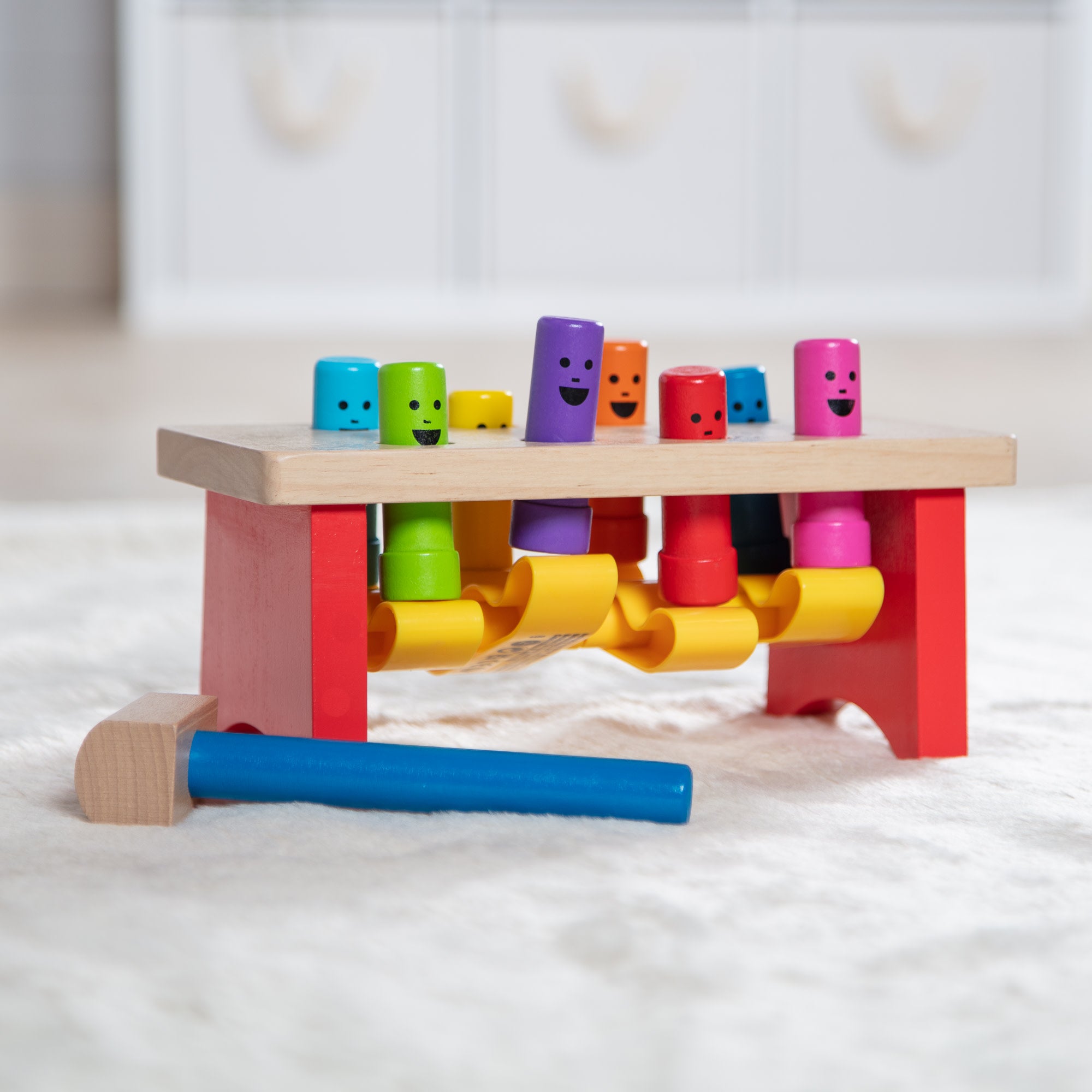 Melissa & Doug Deluxe Pounding Bench - Image 9