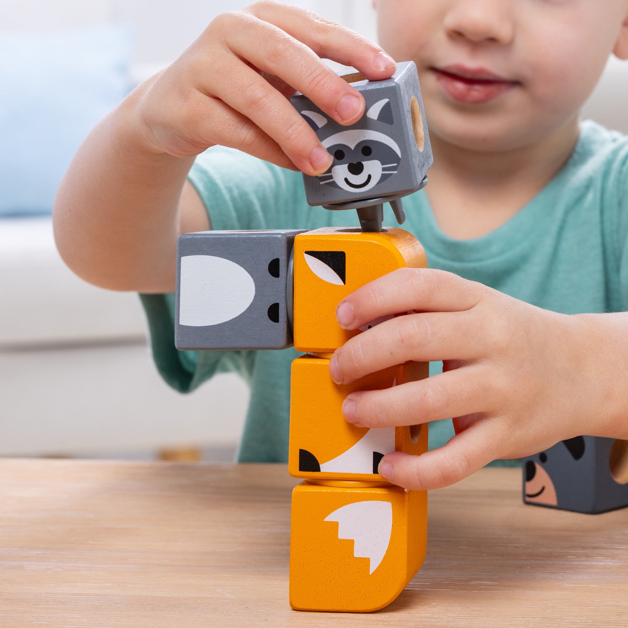 Melissa & Doug Blockables? Play Sets Farm Friends and Woodland Friends 2-Pack Bundle - Image 5