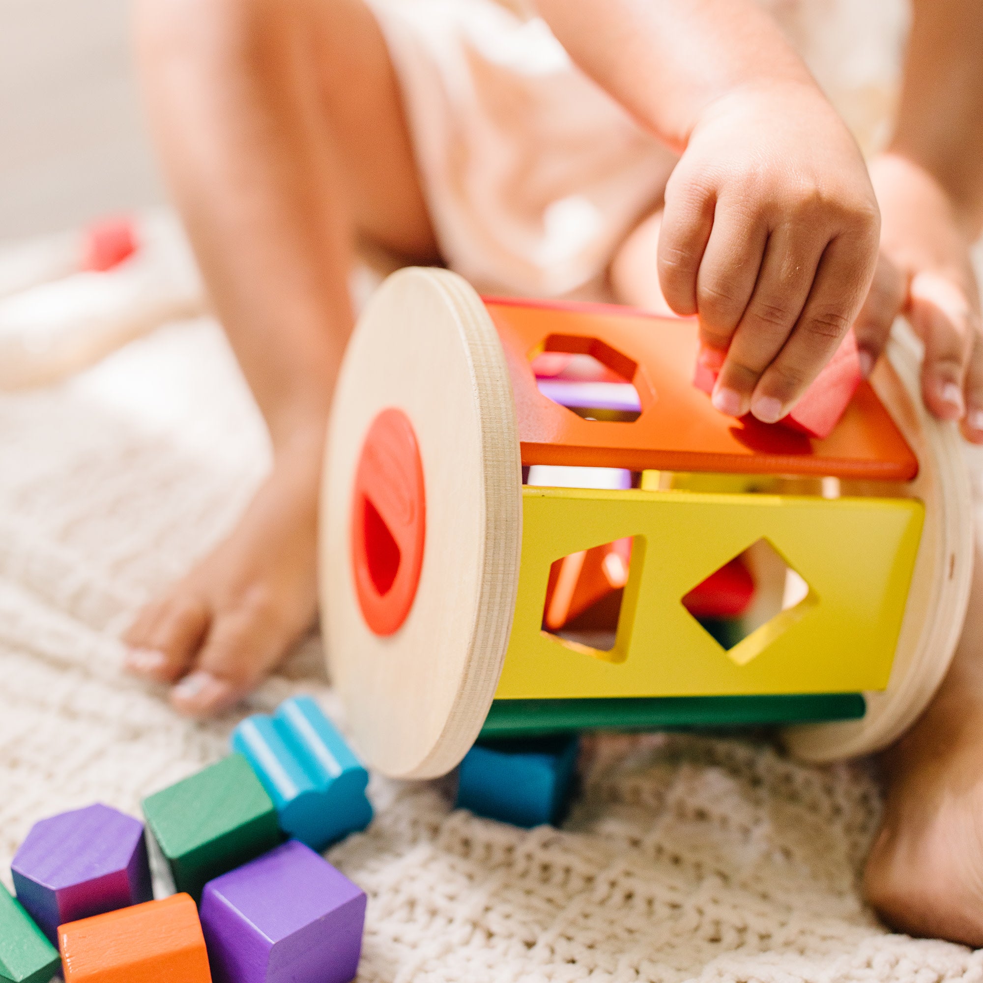 Melissa & Doug Match and Roll Shape Sorter - Image 6