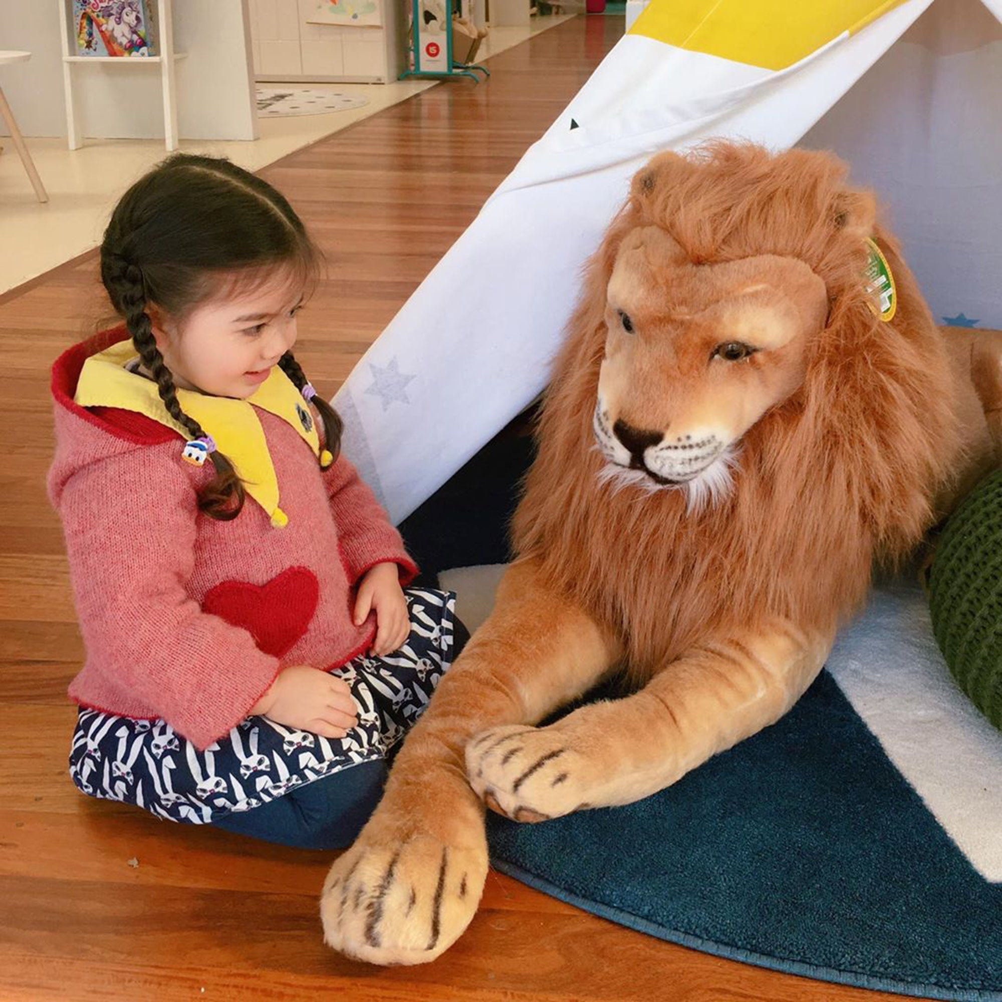 Melissa & Doug Lion Lifelike Plush Stuffed Animal - Image 5