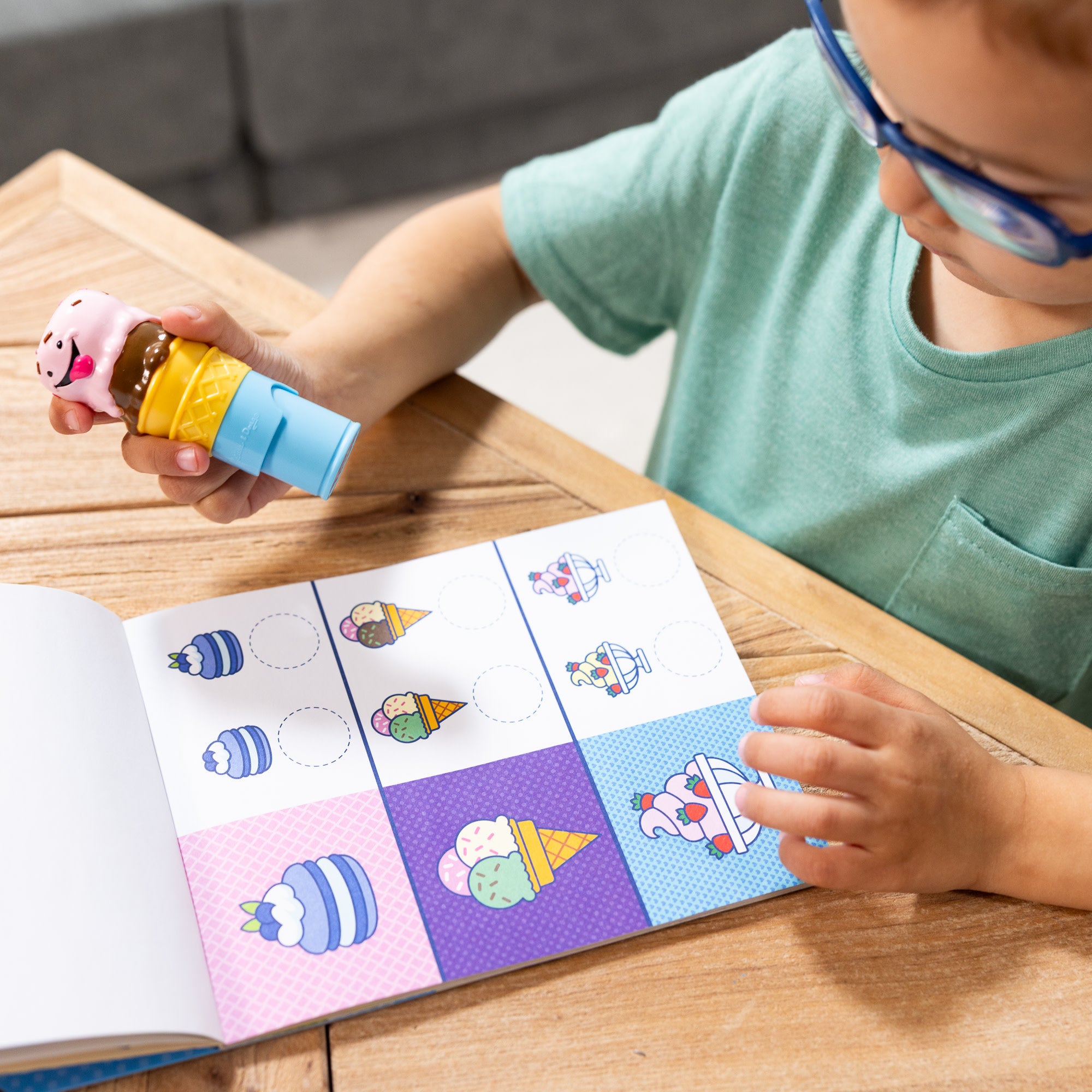 Melissa & Doug Sticker WOW!? Activity Pad & Sticker Stamper - Ice Cream - Image 6