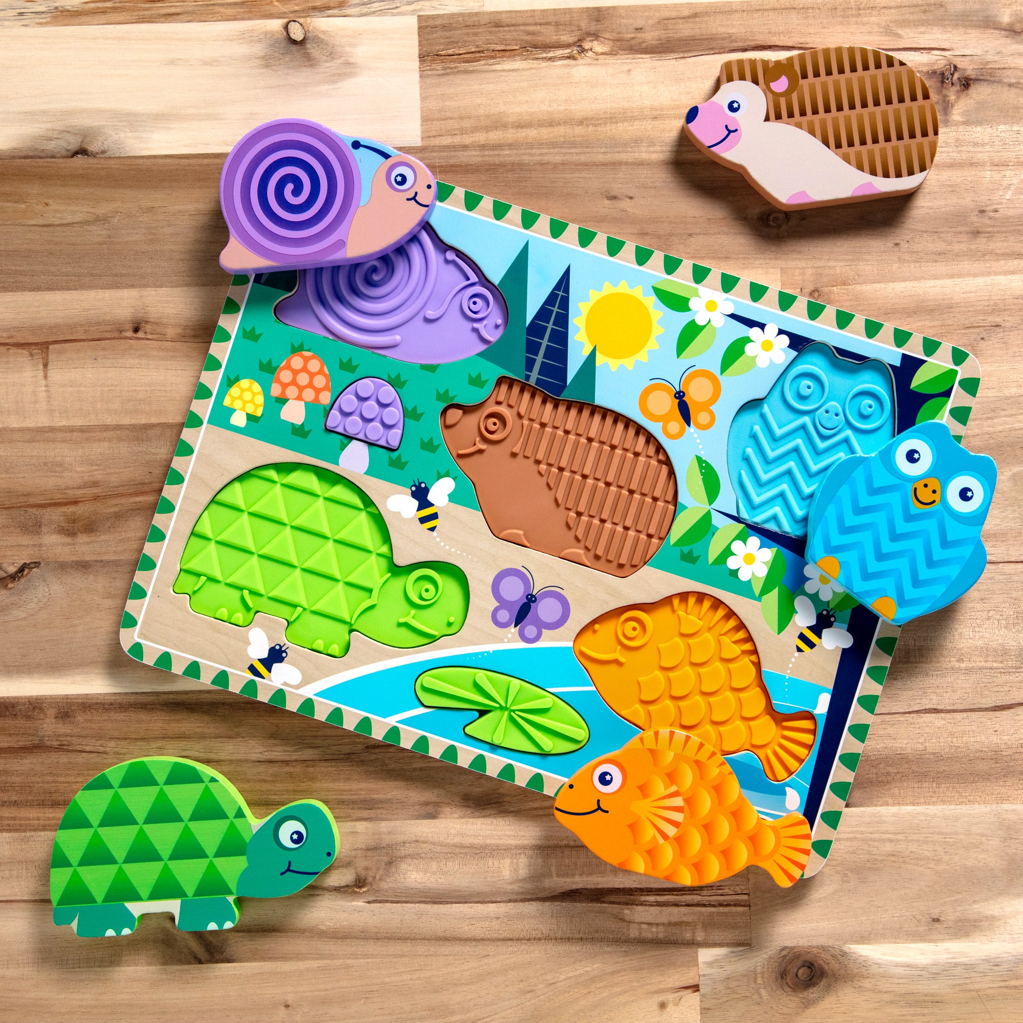 Melissa & Doug Forest Friends Touch & Feel Puzzle - Image 9