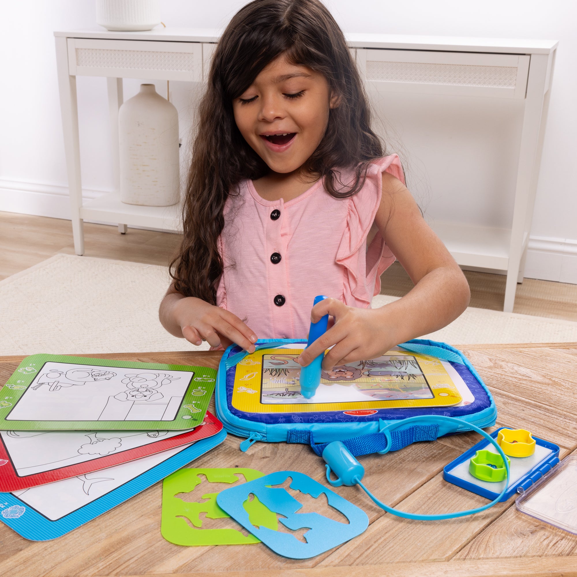 Melissa & Doug Water WOW! Take-Along Multi-Activity Drawing Set - Image 7