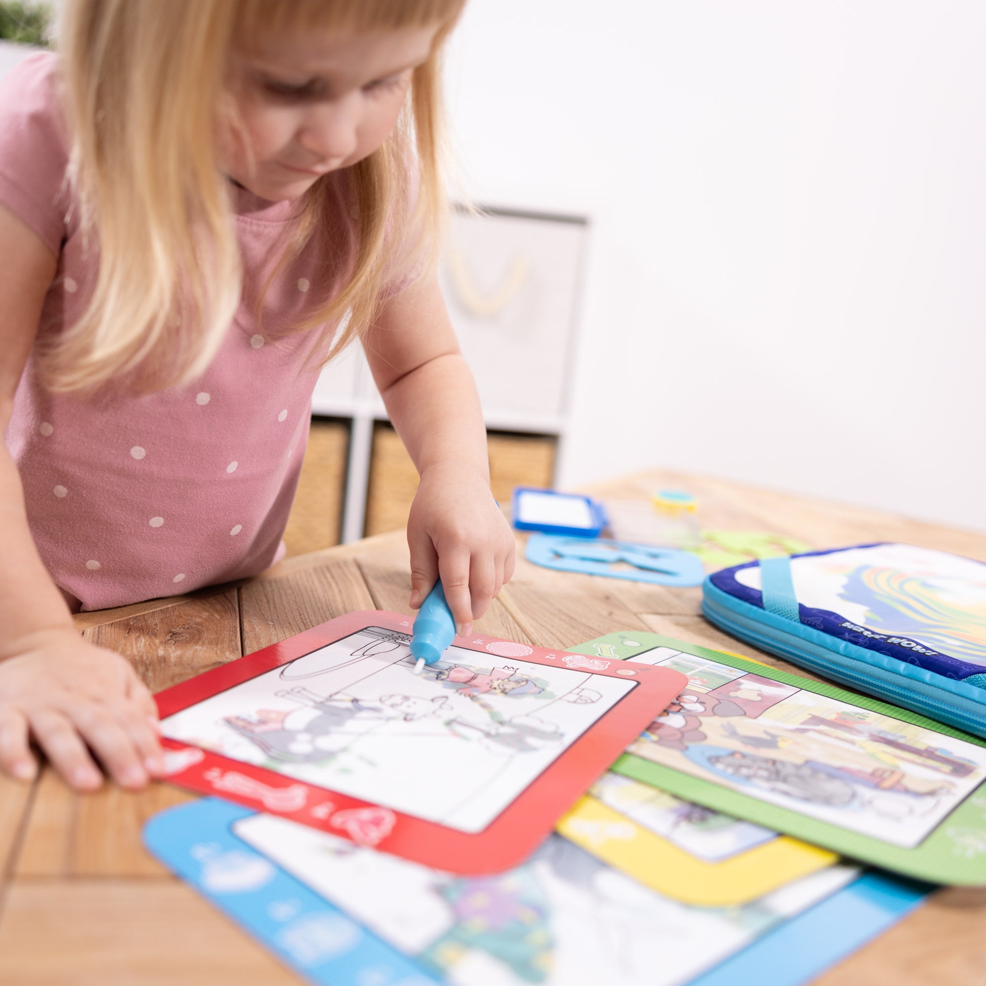 Melissa & Doug Water WOW! Multi-Activity Gift Bundle - Image 8