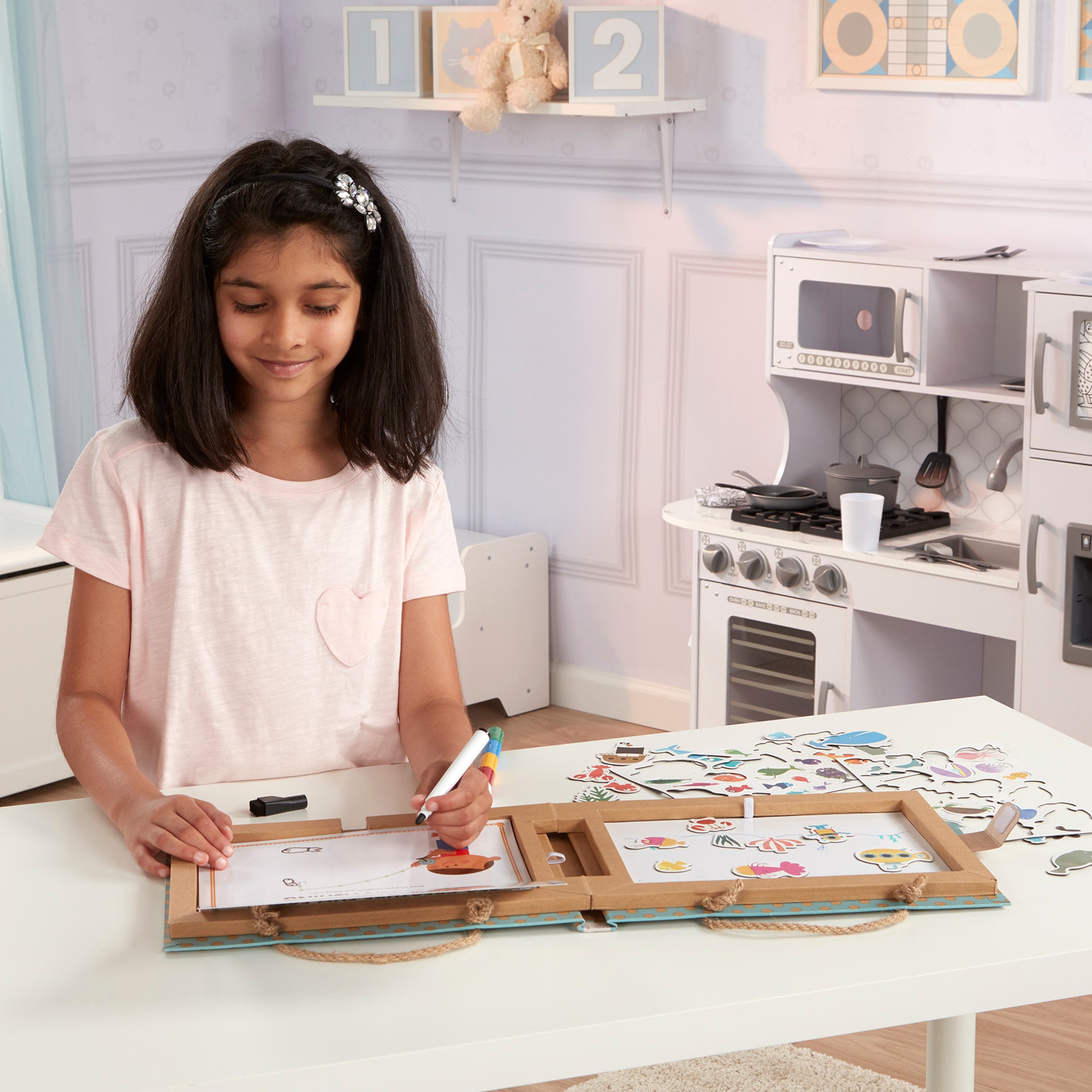 Melissa & Doug Natural Play: Play, Draw, Create Reusable Drawing & Magnet Kit ?C Ocean - Image 4
