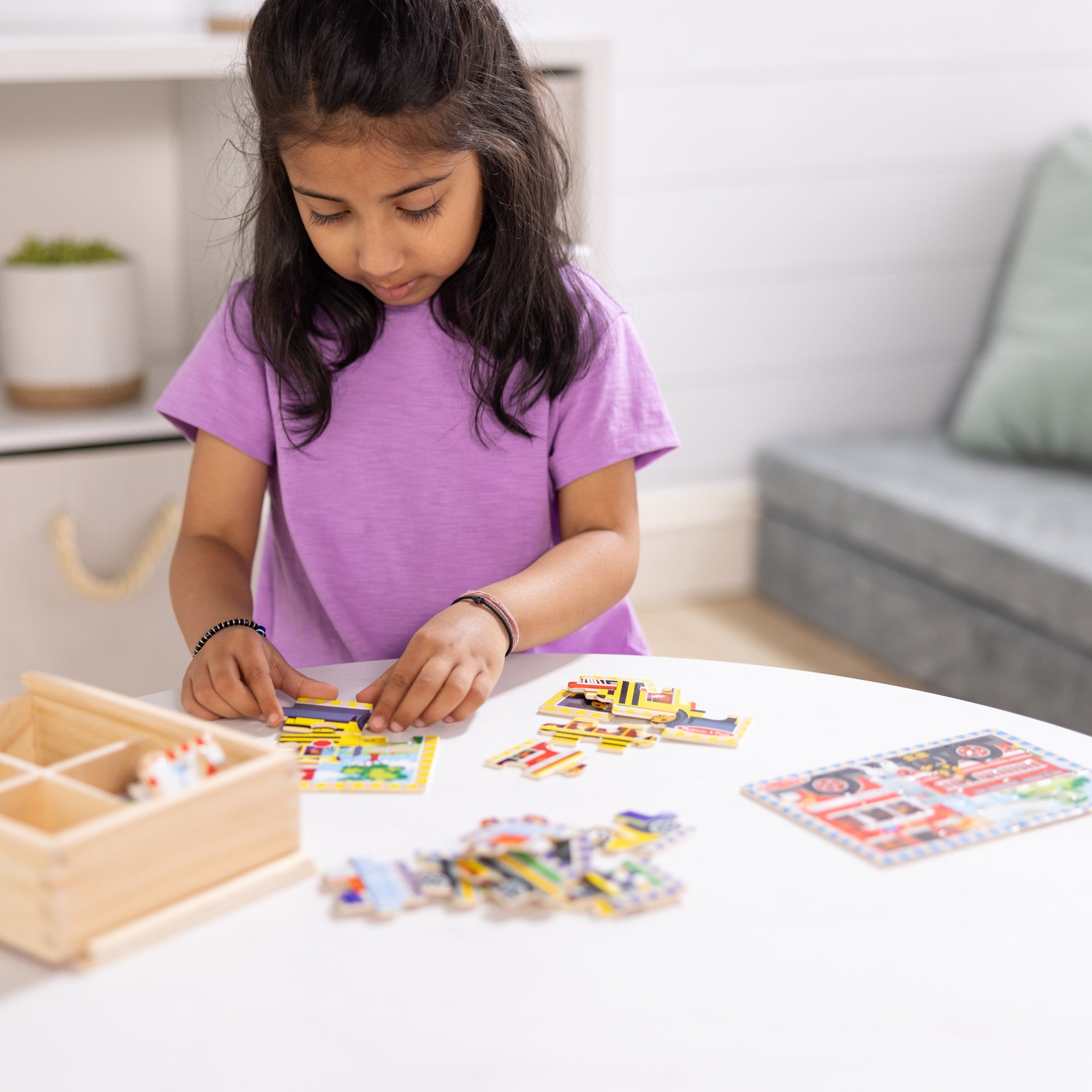 Melissa & Doug Wooden Jigsaw Puzzles in a Box - Vehicles - Image 2