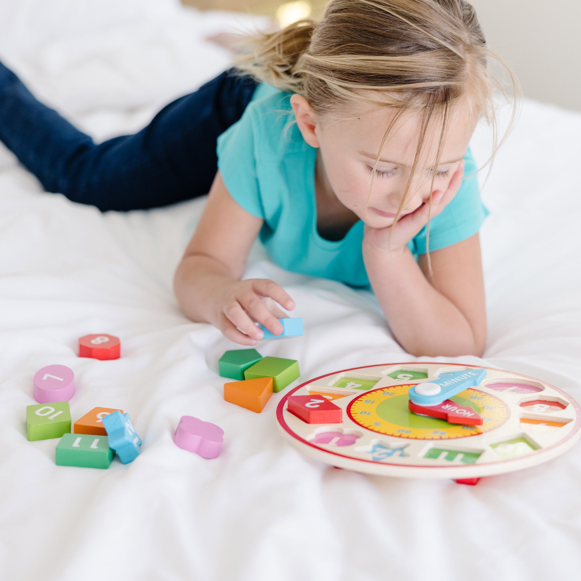 Melissa & Doug Shape Sorting Clock - Image 6