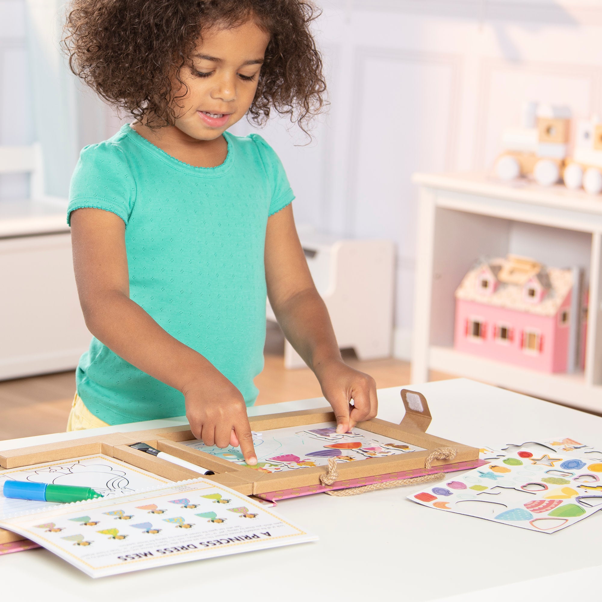 Melissa & Doug Natural Play: Play, Draw, Create Reusable Drawing & Magnet Kit ?C Princesses - Image 7