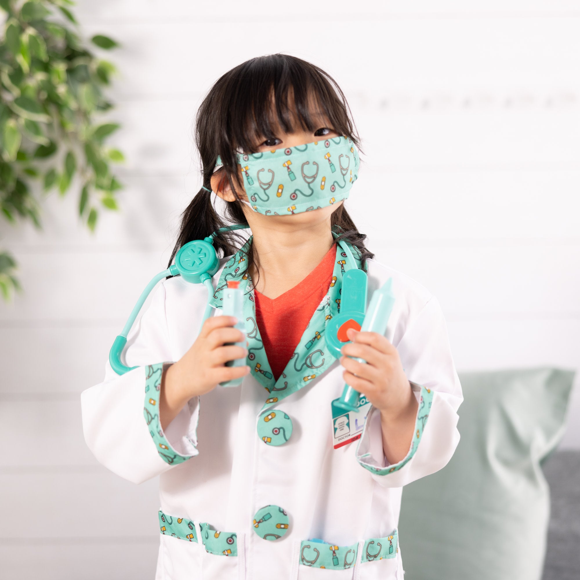 Melissa & Doug Doctor Costume Role Play Set - Image 5
