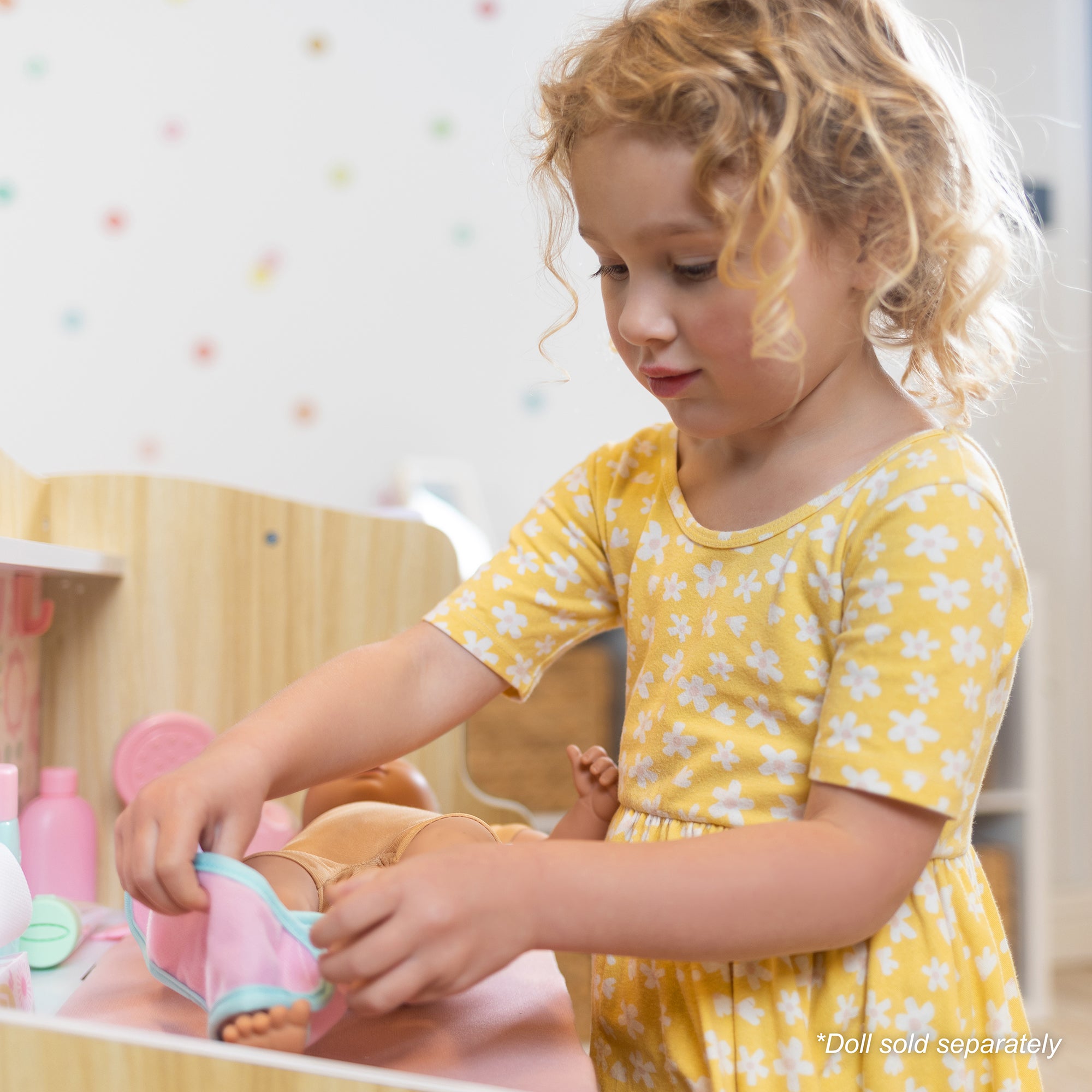 Melissa & Doug Baby Care Center and Accessory Sets - Image 10