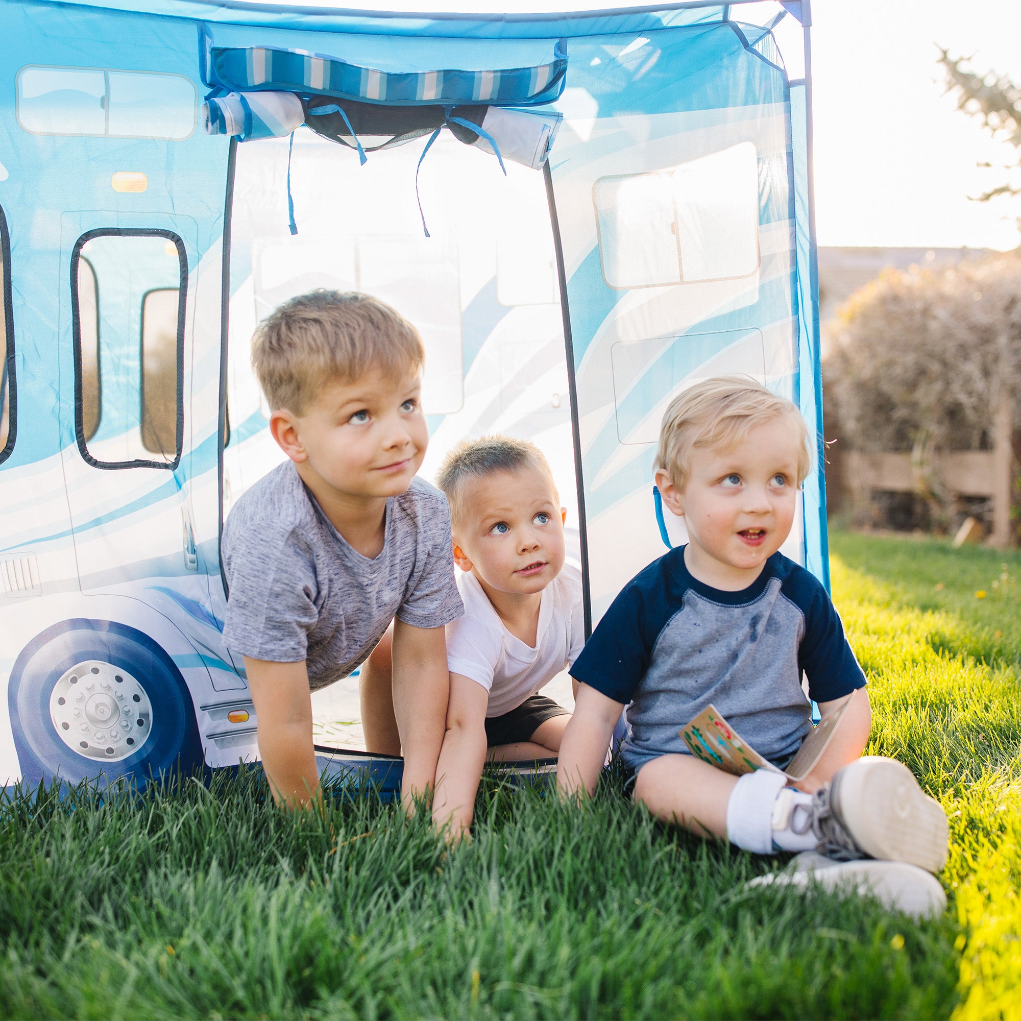 Melissa & Doug Let??s Explore Camper Tent Play Set - Image 10
