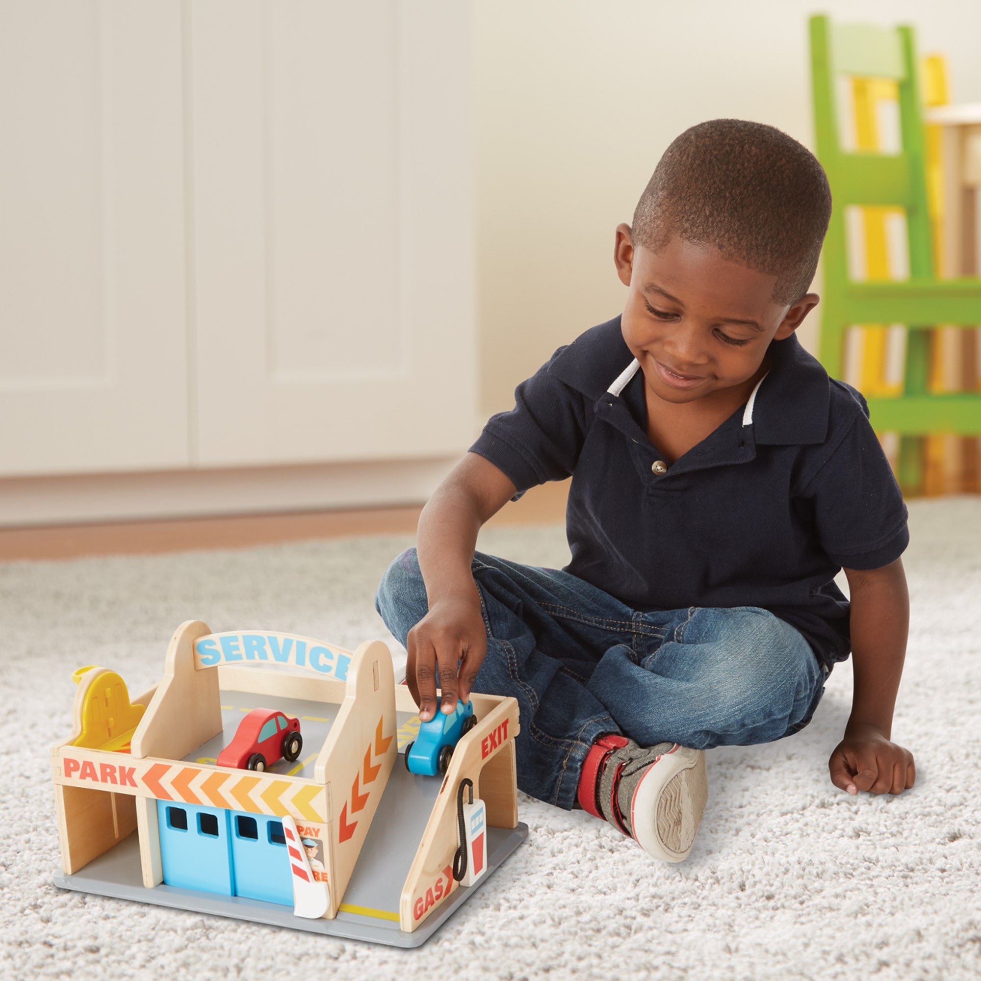 Melissa & Doug Wooden Service Station Parking Garage - Image 6