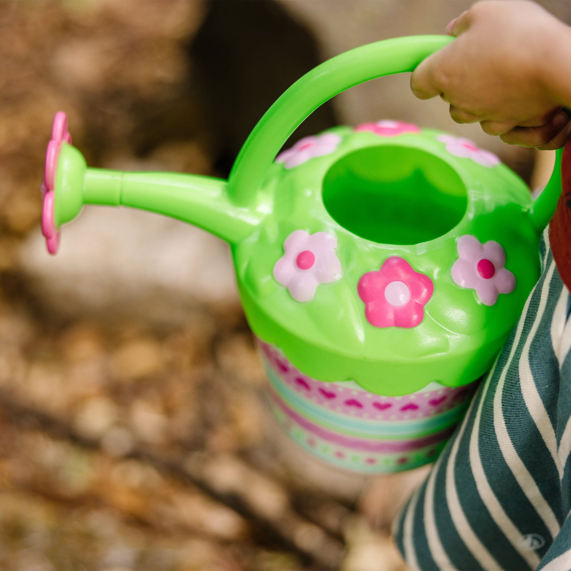 Melissa & Doug Pretty Petals Watering Can - Image 8