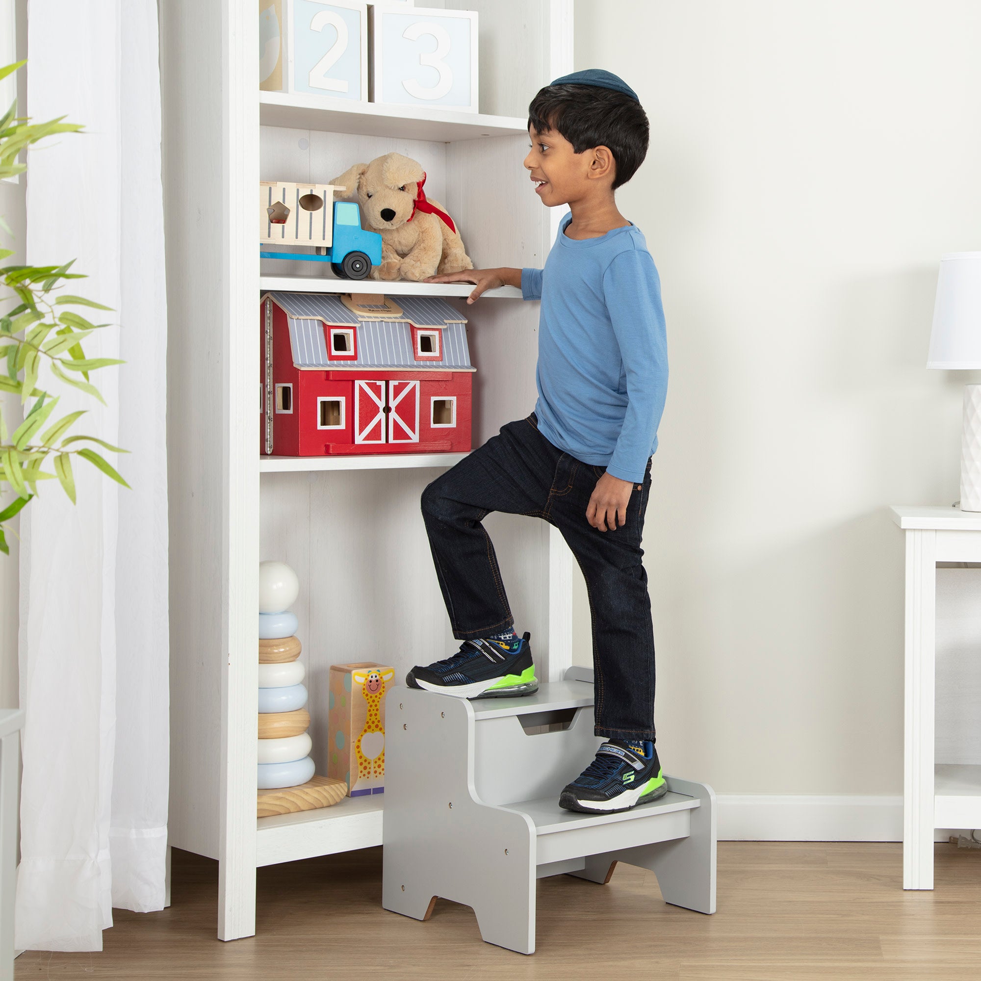 Melissa & Doug Wooden Step Stool ?C Gray - Image 6