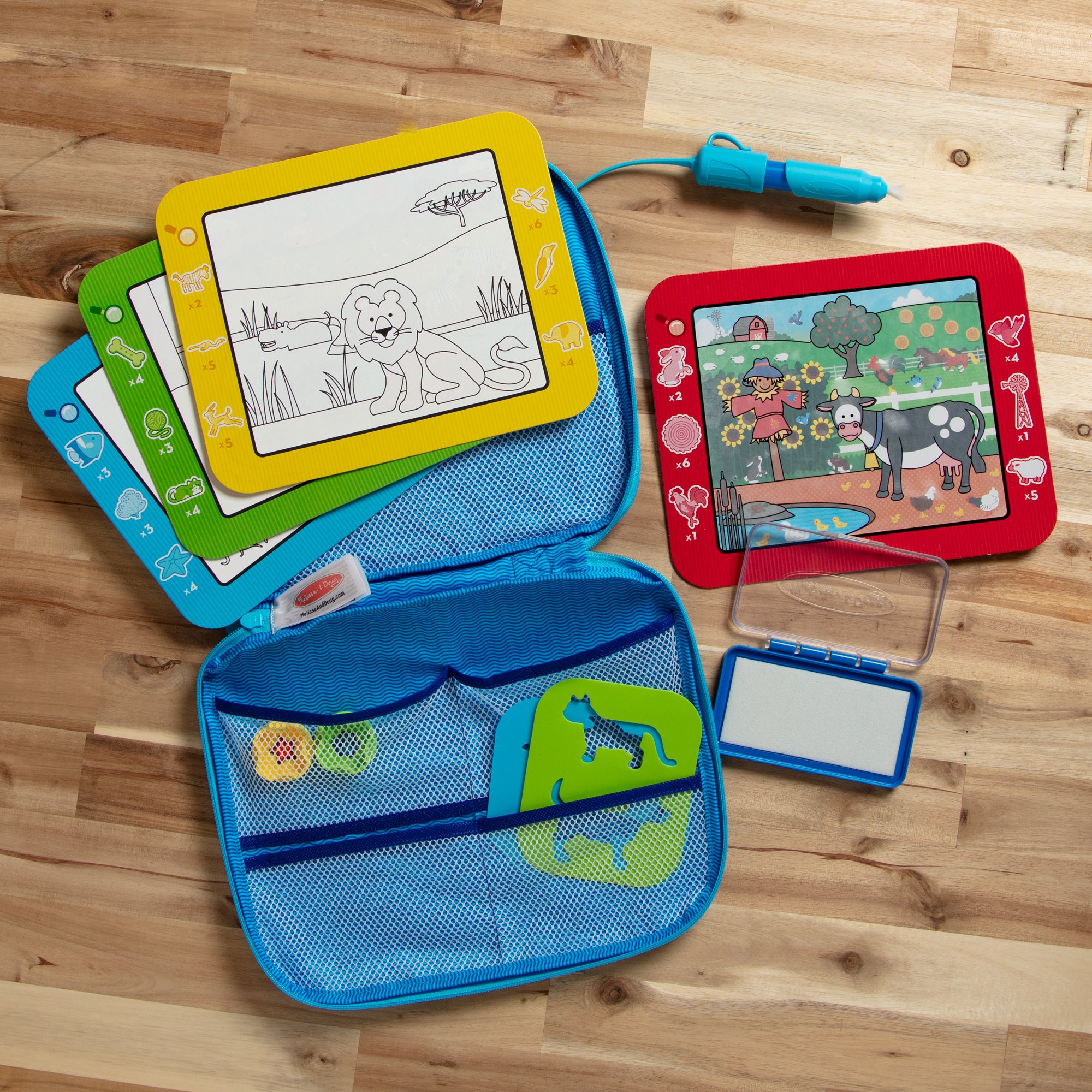 Melissa & Doug Water WOW! Take-Along Multi-Activity Drawing Set - Image 9