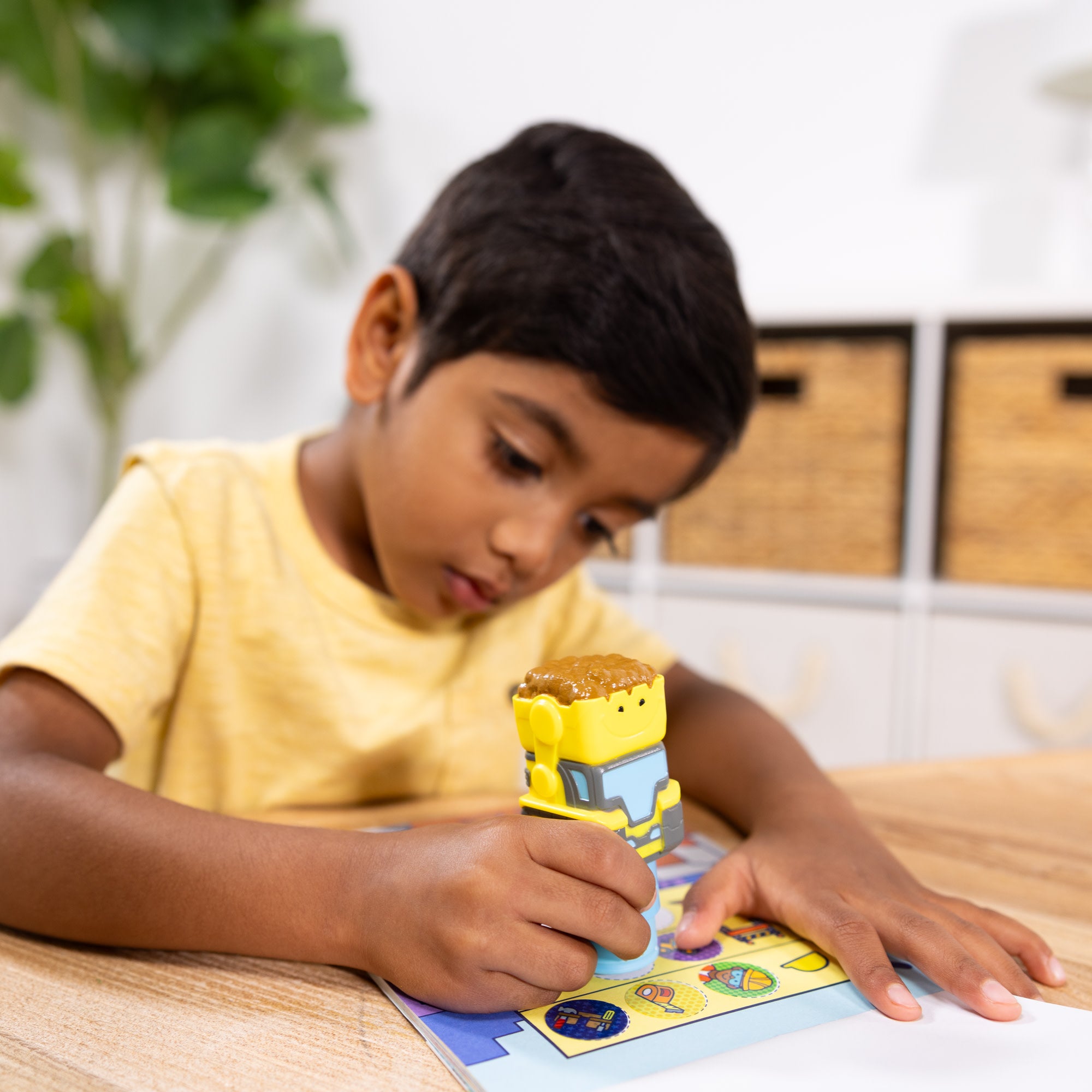 Melissa & Doug Sticker WOW!? Bulldozer Bundle: Activity Pad & Sticker Stamper + Mini Activity Pad and 200 Refill Stickers - Image 8