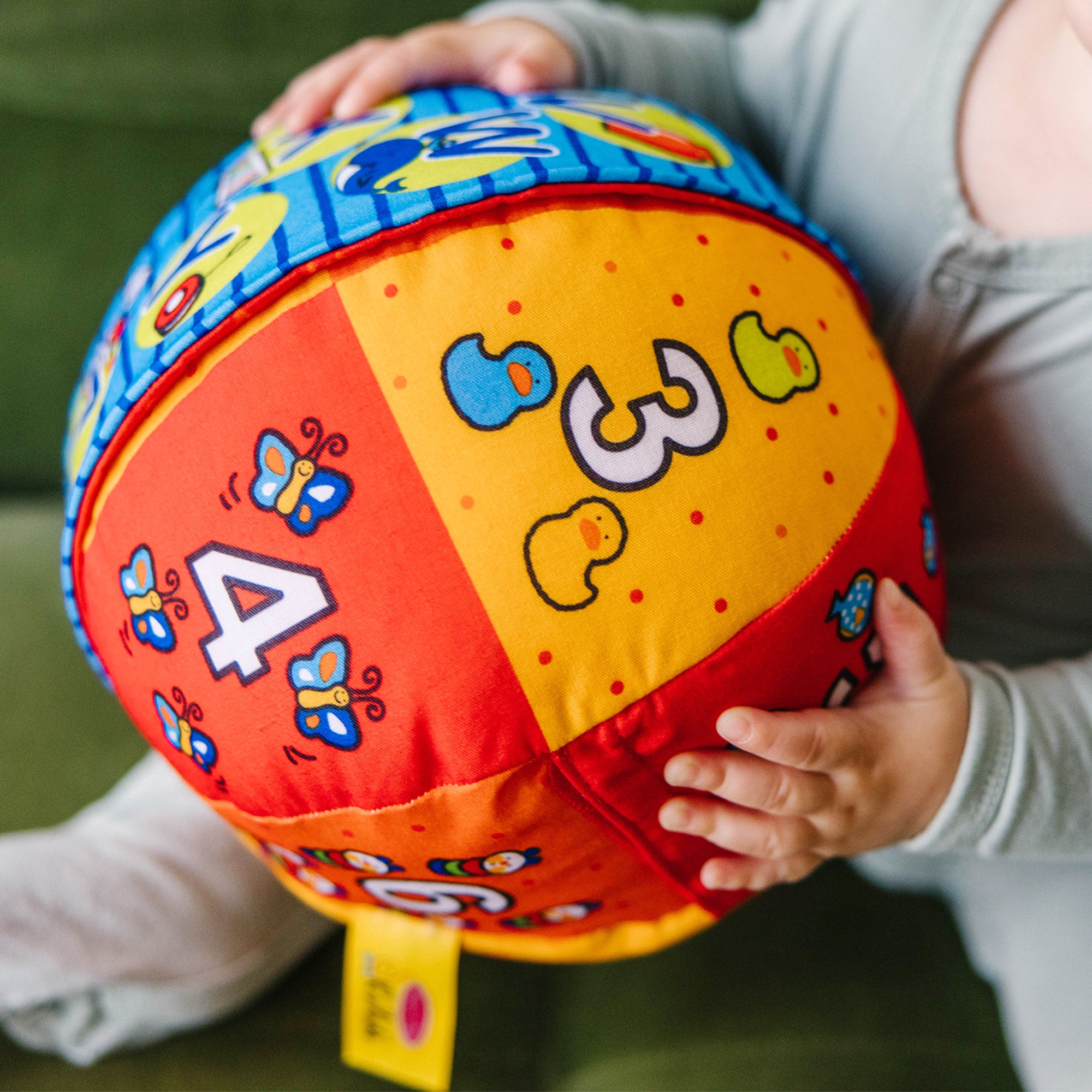 Melissa & Doug K's Kids 2-in-1 Talking Ball - Image 6