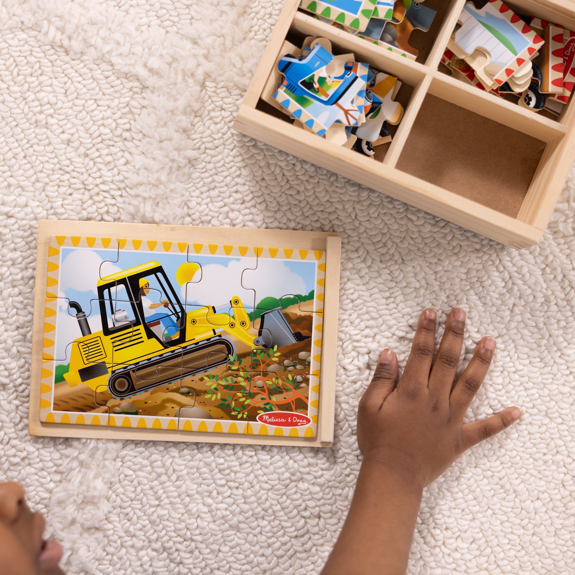 Melissa & Doug Wooden Jigsaw Puzzles in a Box - Construction - Image 10