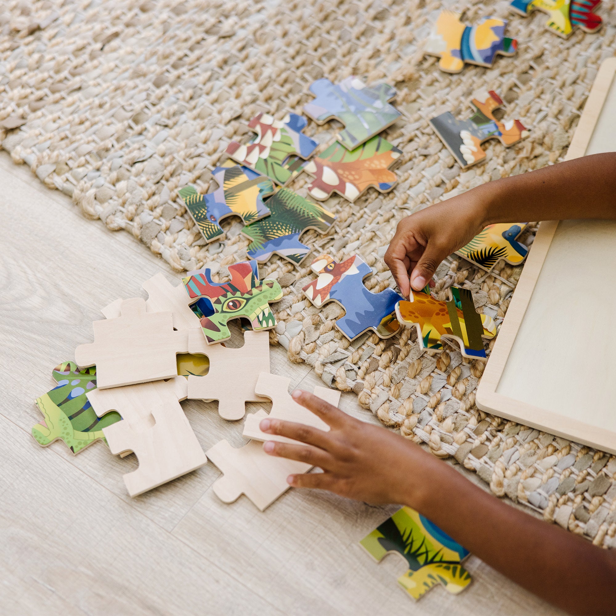 Melissa & Doug Dinosaur Wooden Jigsaw Puzzle - 24 Pieces - Image 8