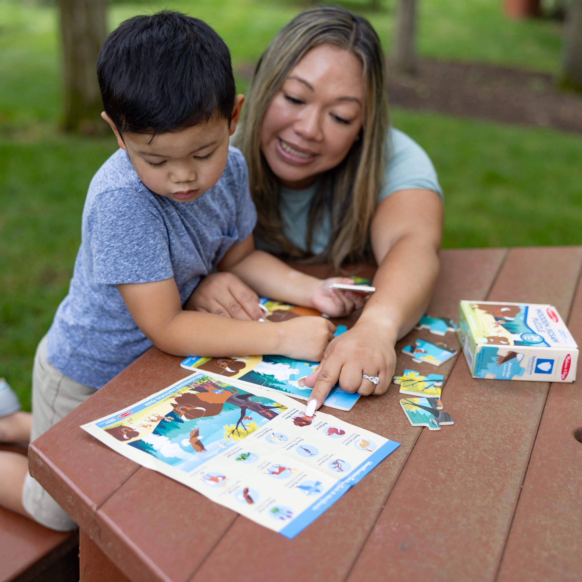 Melissa & Doug Yellowstone National Park Wooden Jigsaw Puzzle ?C 24 Pieces - Image 2