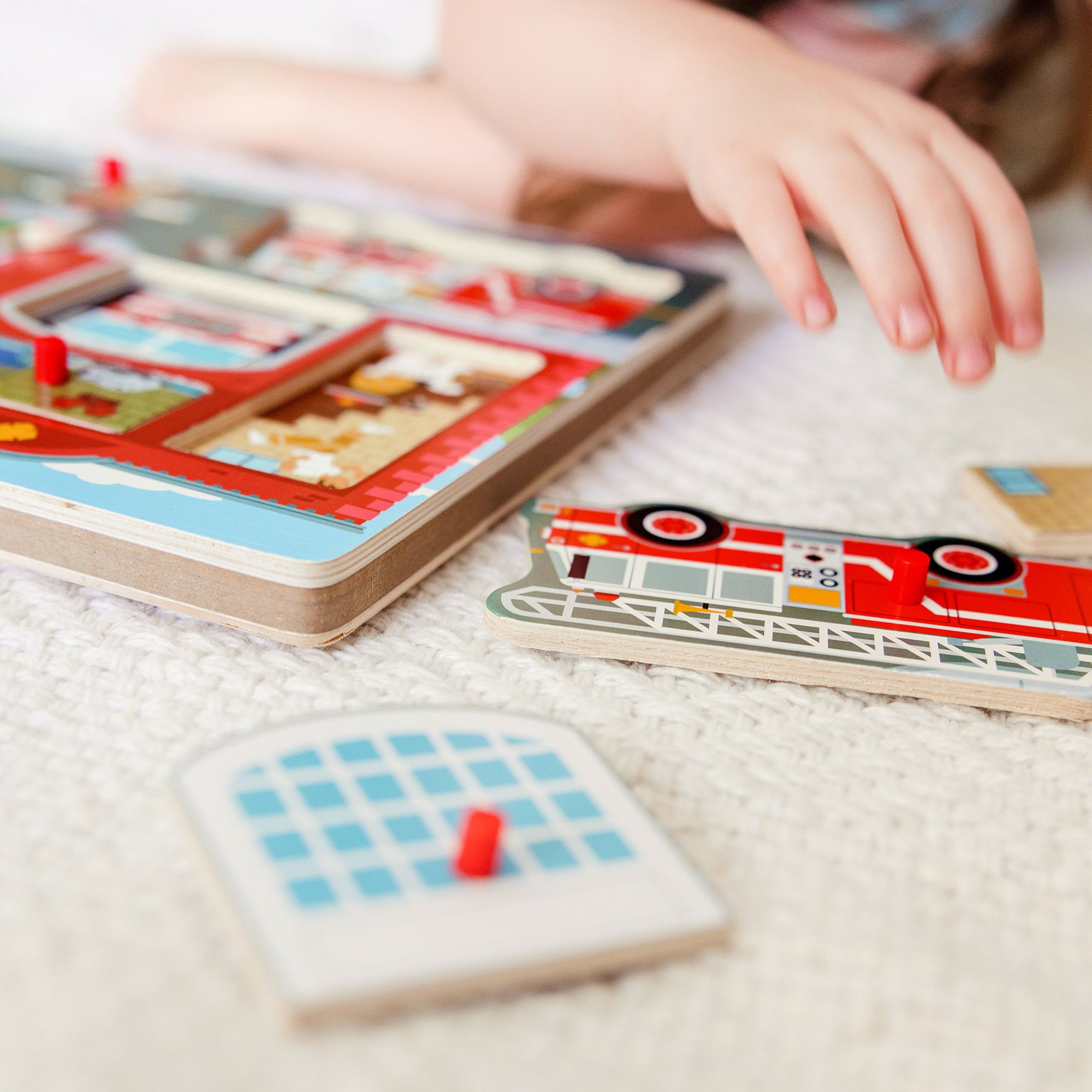 Melissa & Doug Around the Fire Station Sound Puzzle - 8 Pieces - Image 6