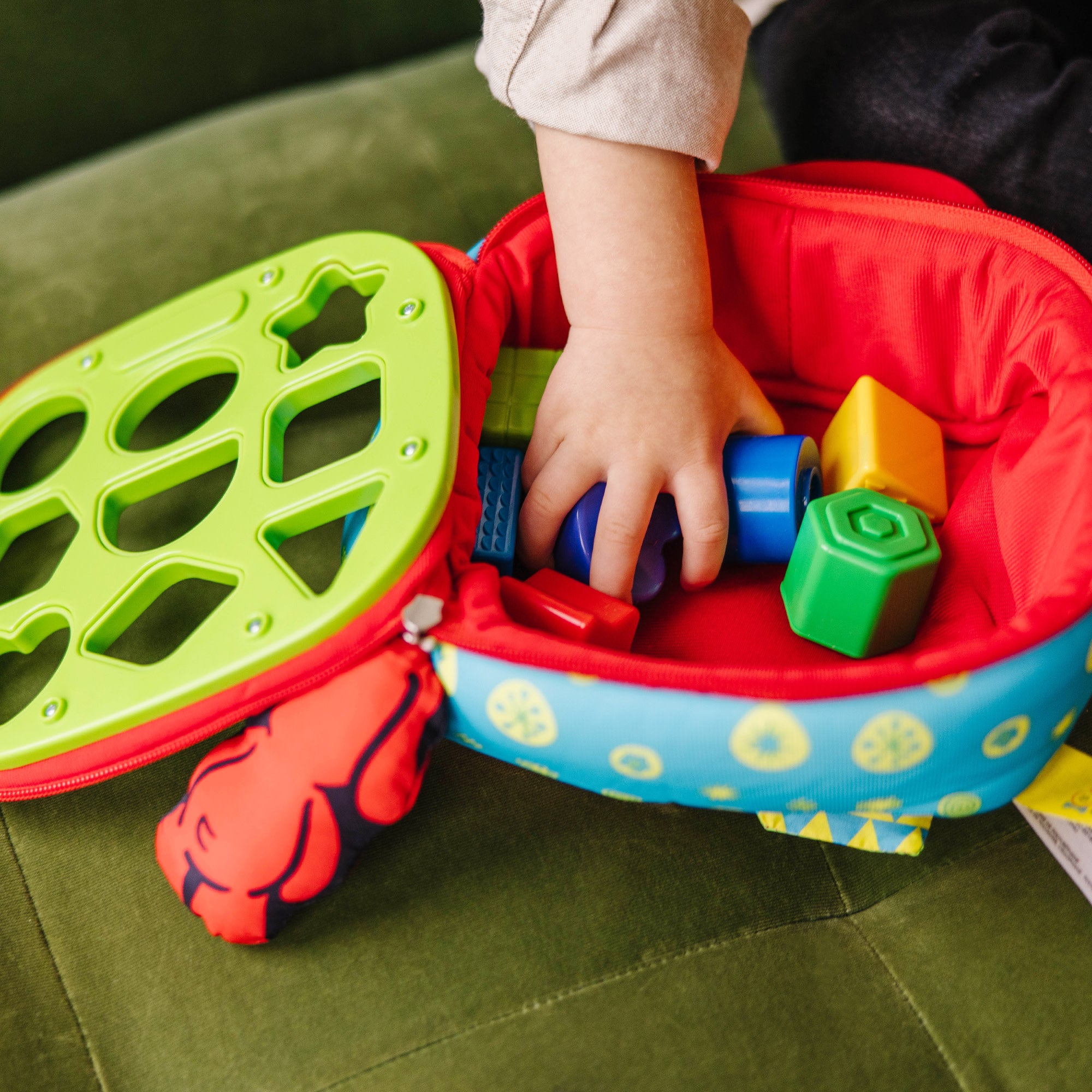 Melissa & Doug K's Kids Take-Along Shape Sorter - Image 7