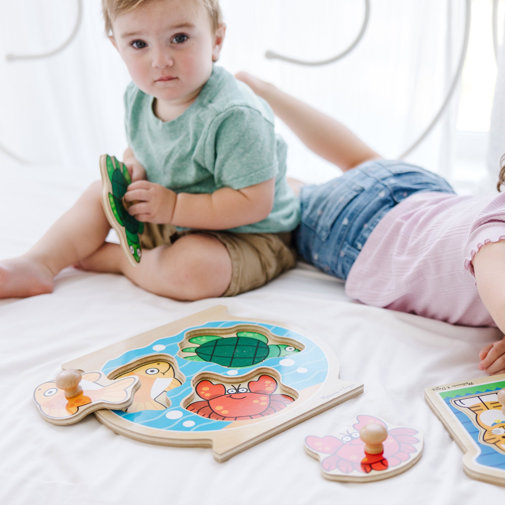Melissa & Doug Wooden Jumbo Peg Puzzle 2-Pack: Fish Bowl, House Pets - Image 6