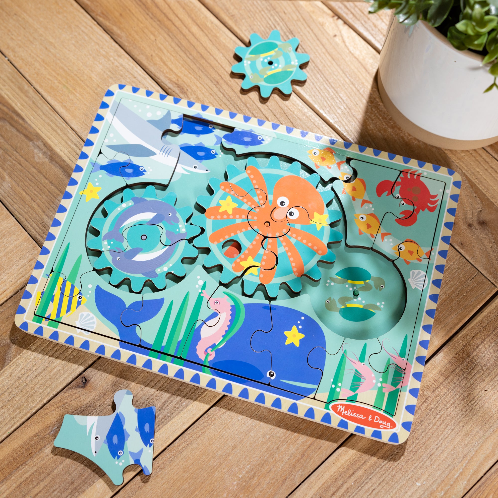 Melissa & Doug Wooden Underwater Gear Puzzle ?C 18 Pieces - Image 9